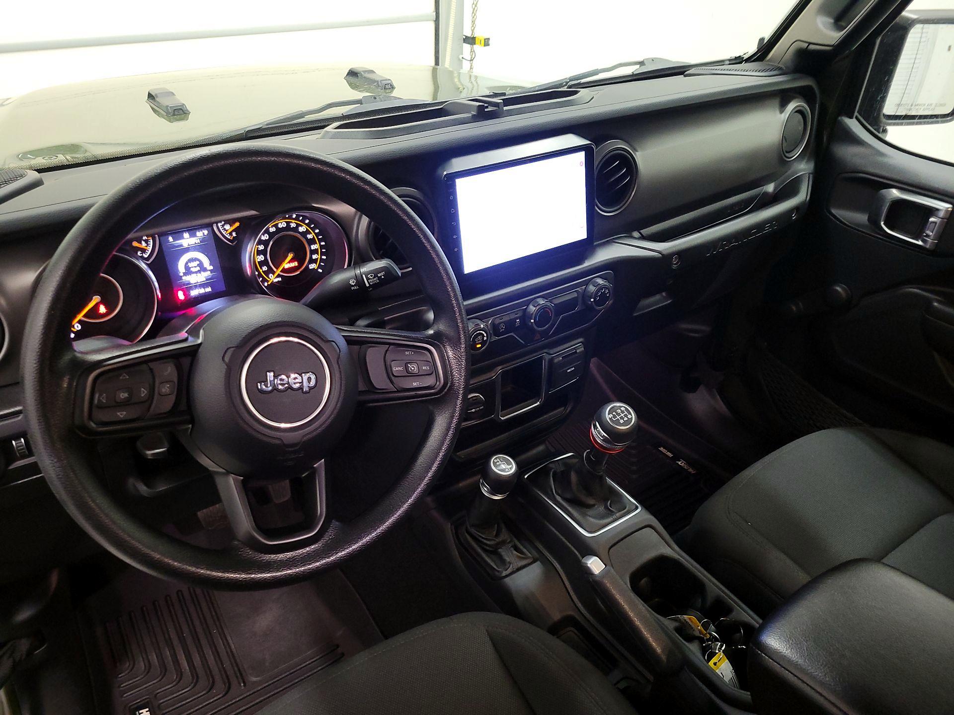 Thumbnail: 2022 Jeep Wrangler - 9