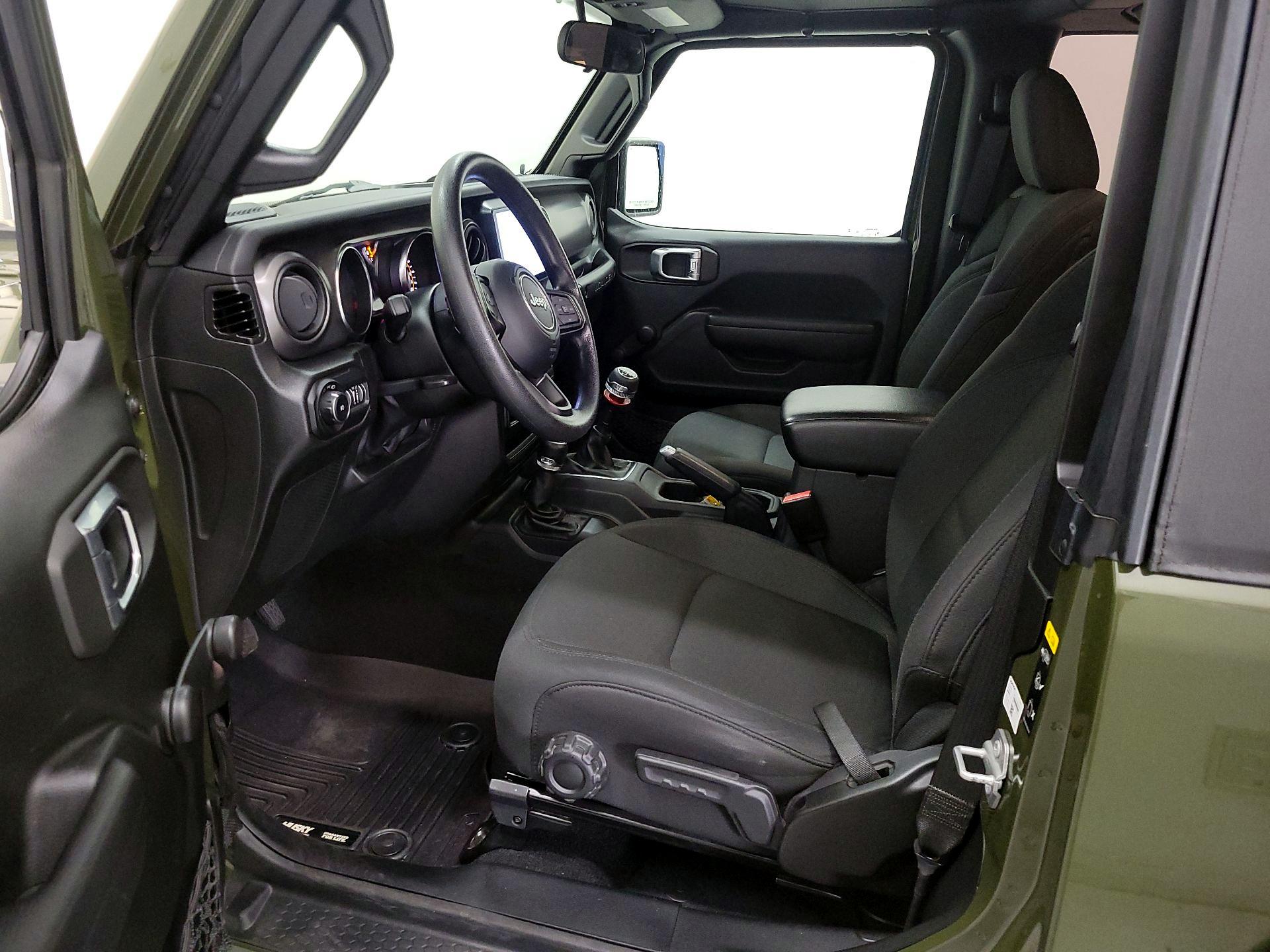 Thumbnail: 2022 Jeep Wrangler - 11