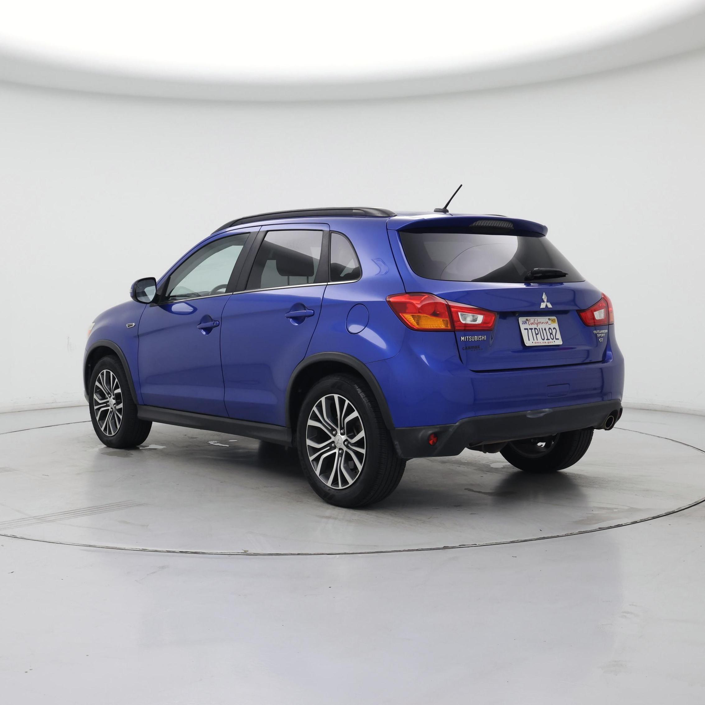 Thumbnail: 2016 Mitsubishi Outlander Sport - 2