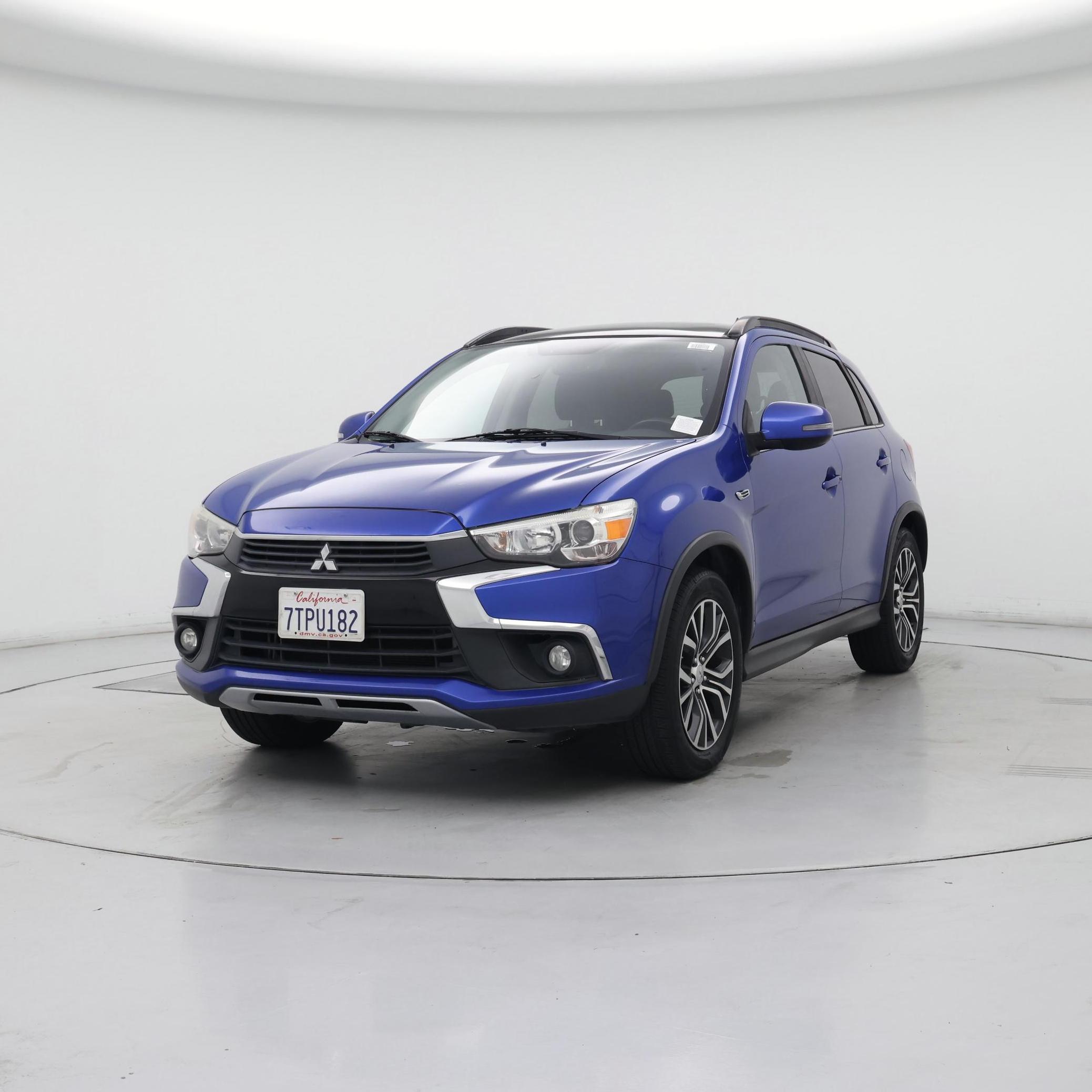 Thumbnail: 2016 Mitsubishi Outlander Sport - 4