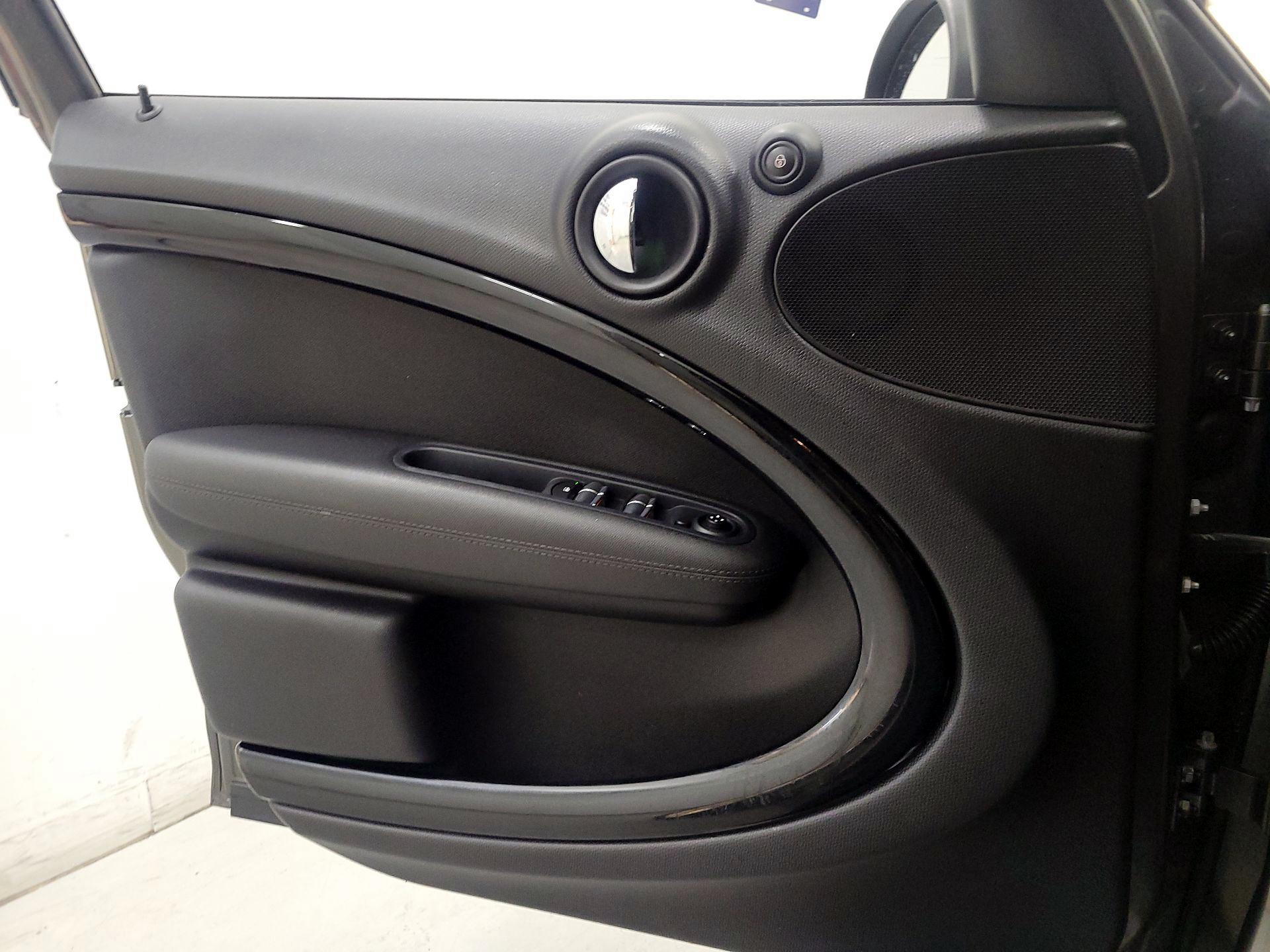 Thumbnail: 2014 MINI Cooper Countryman - 12