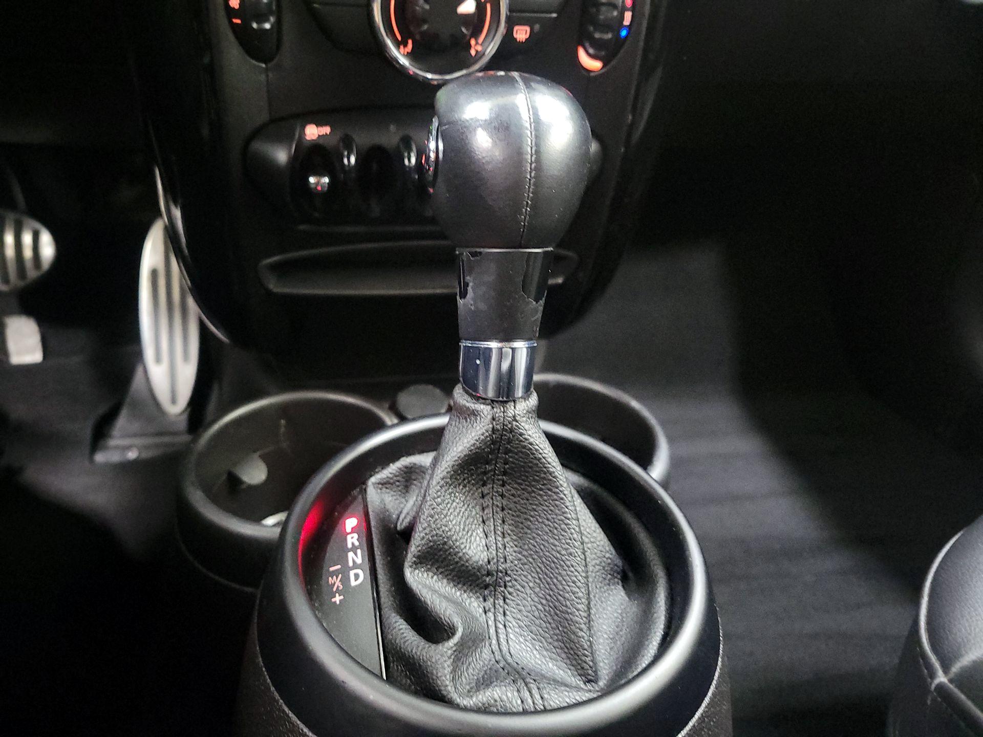 Thumbnail: 2014 MINI Cooper Countryman - 15