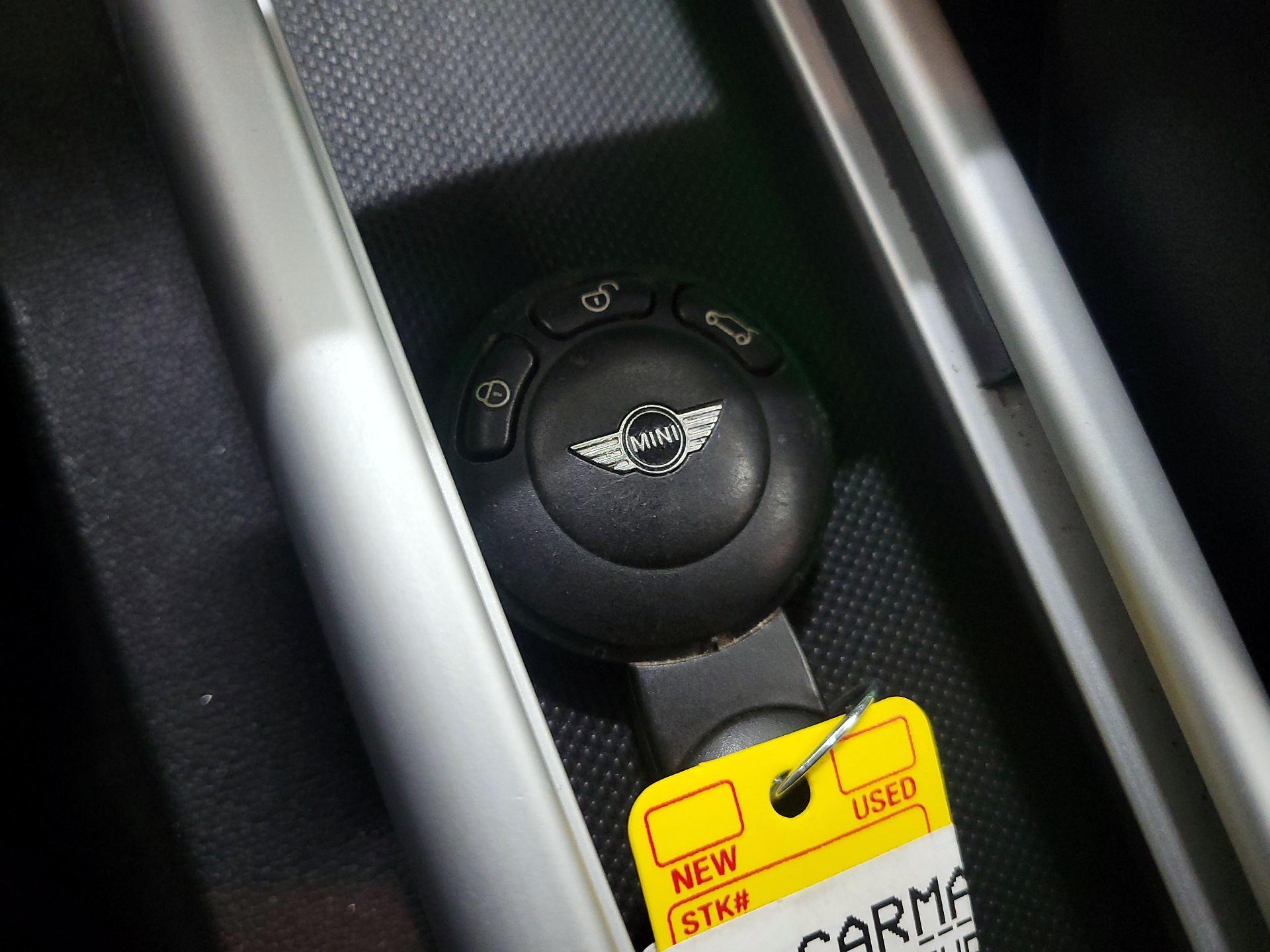 Thumbnail: 2014 MINI Cooper Countryman - 20