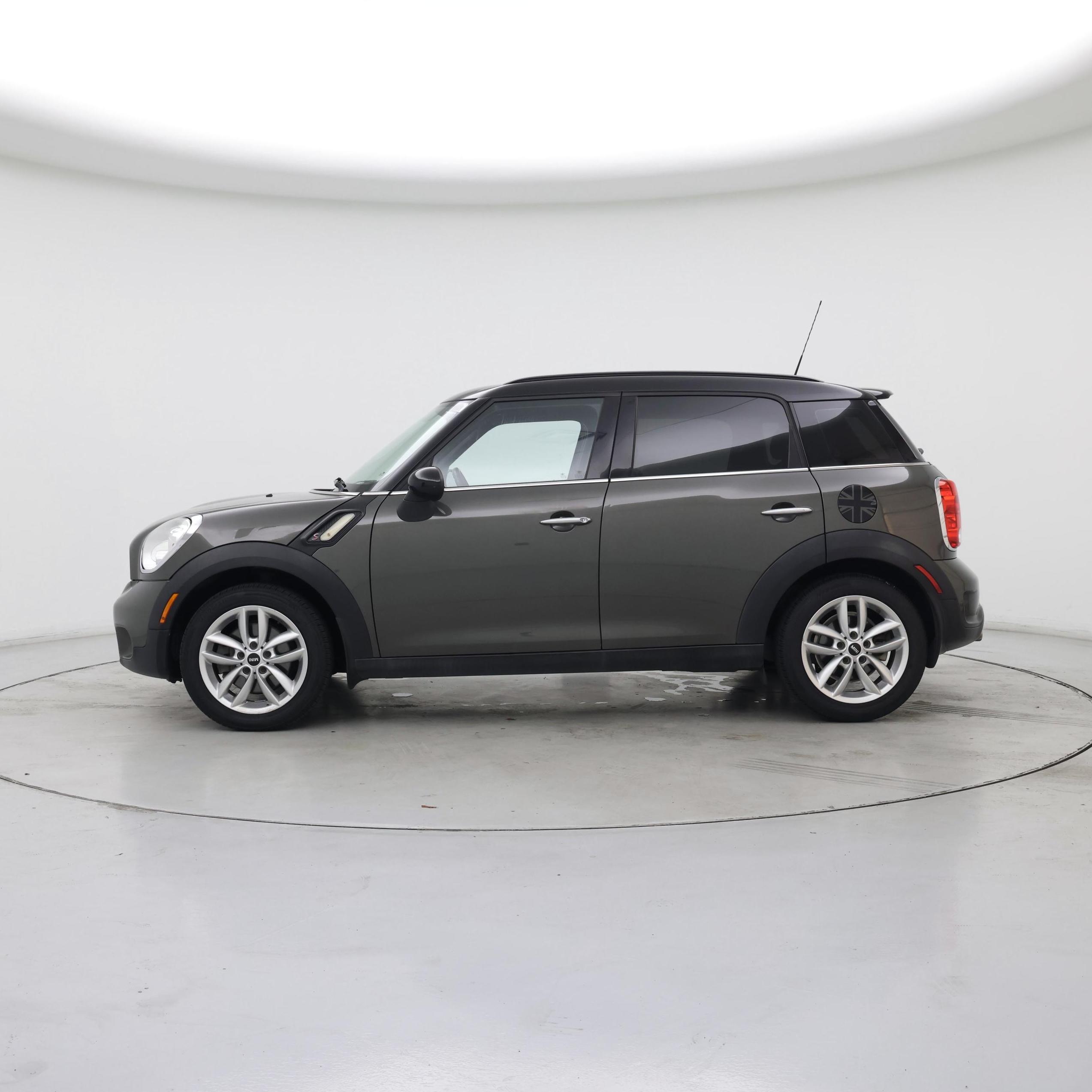 Thumbnail: 2014 MINI Cooper Countryman - 3