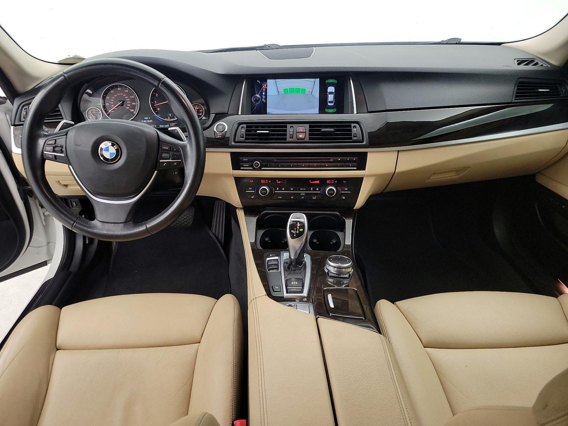 Thumbnail: 2016 BMW 5 Series - 9