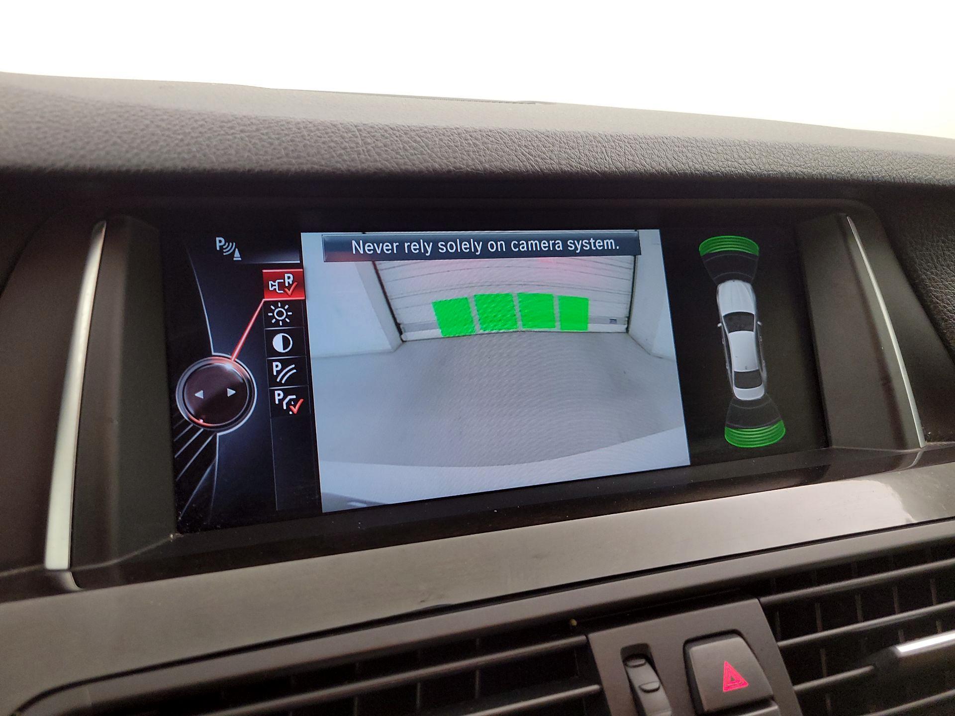 Thumbnail: 2016 BMW 5 Series - 14