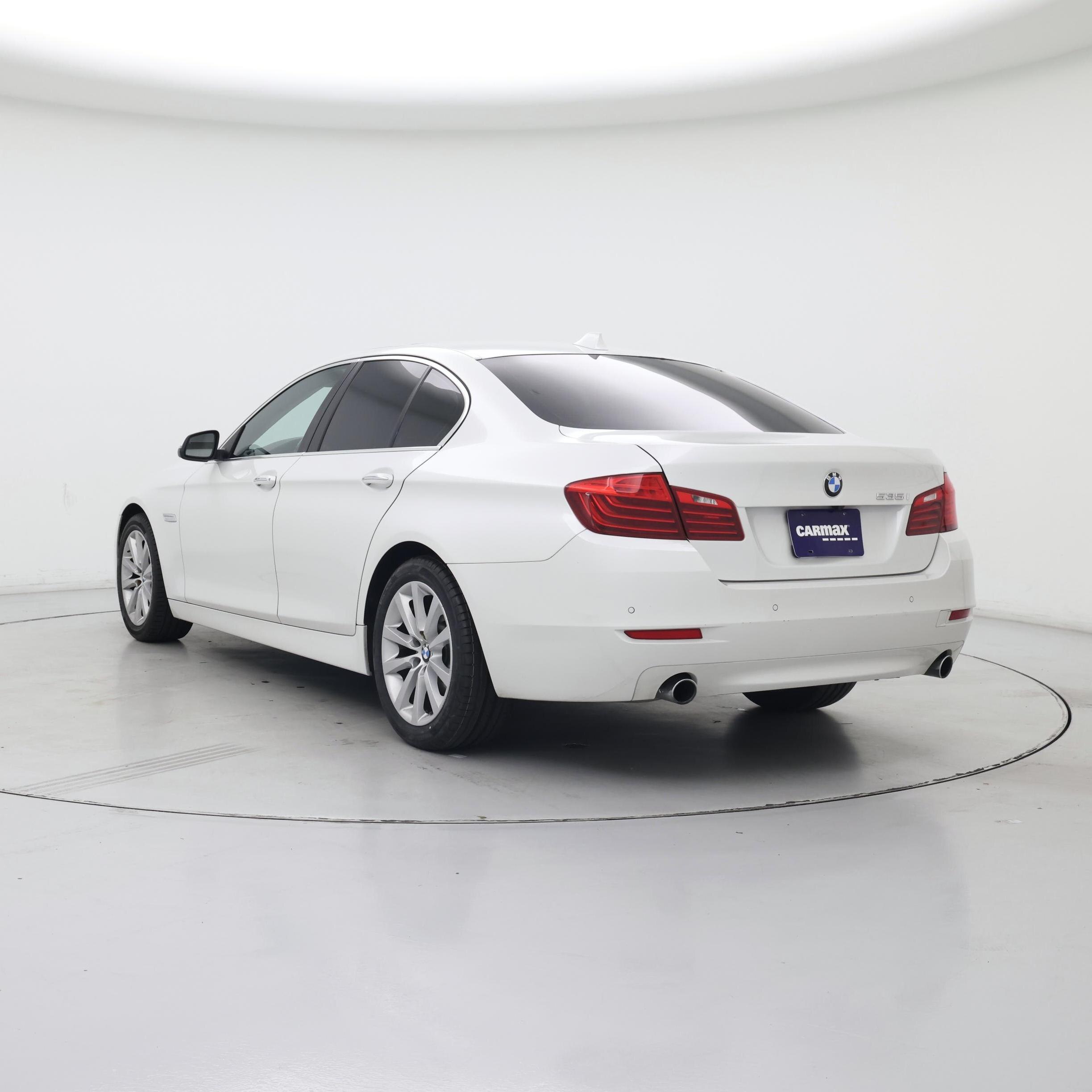 Thumbnail: 2016 BMW 5 Series - 2