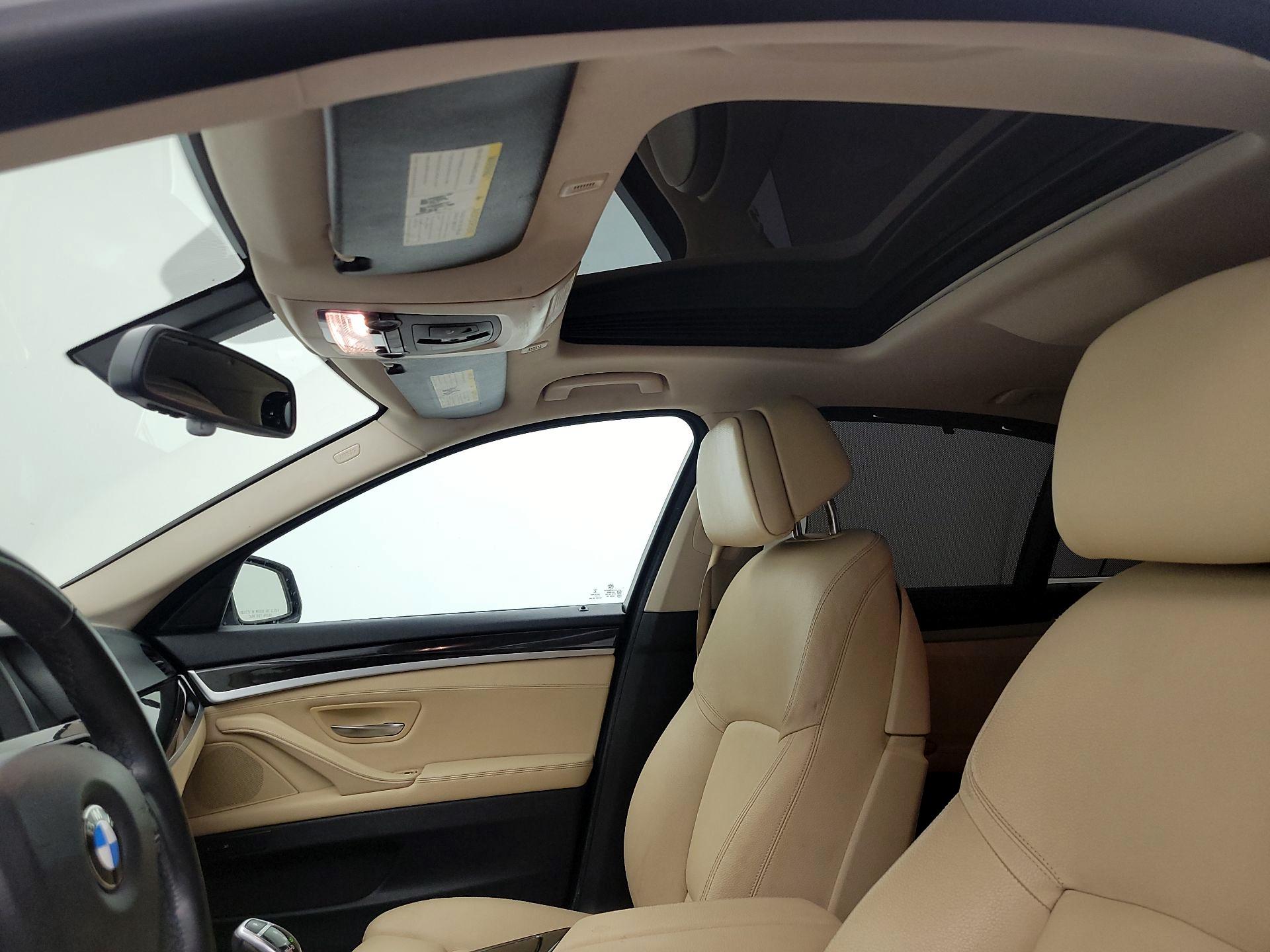 Thumbnail: 2016 BMW 5 Series - 19