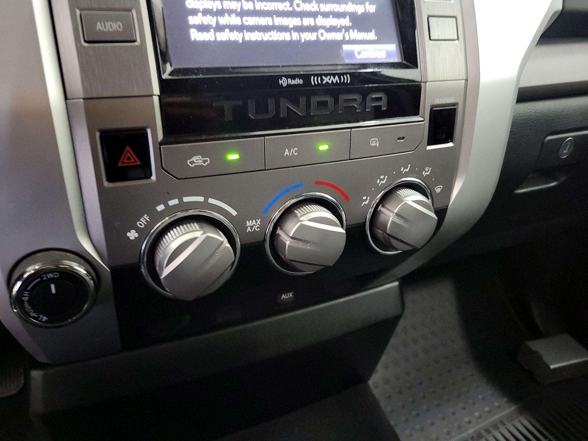 Thumbnail: 2014 Toyota Tundra - 17