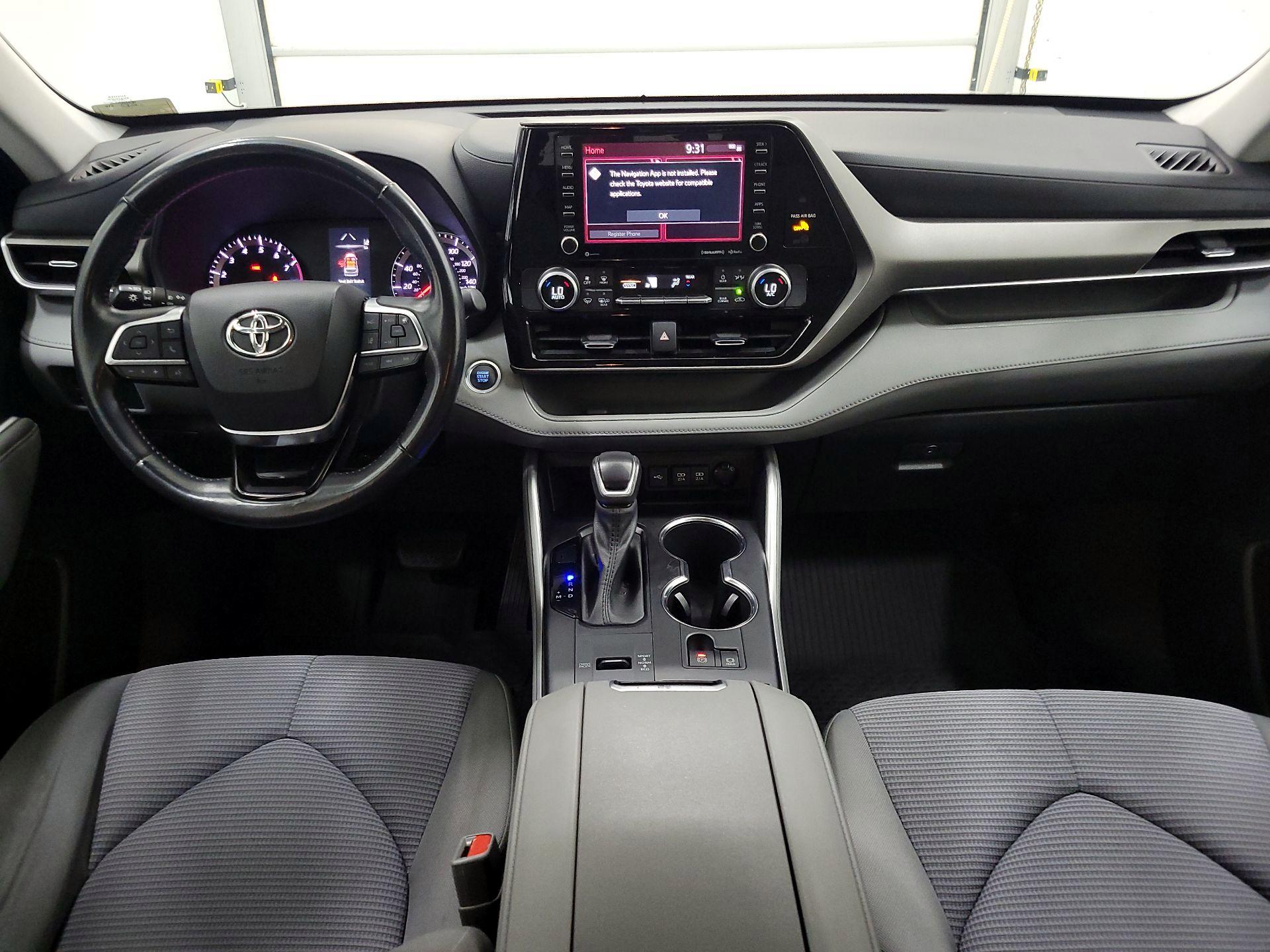 Thumbnail: 2021 Toyota Highlander - 9