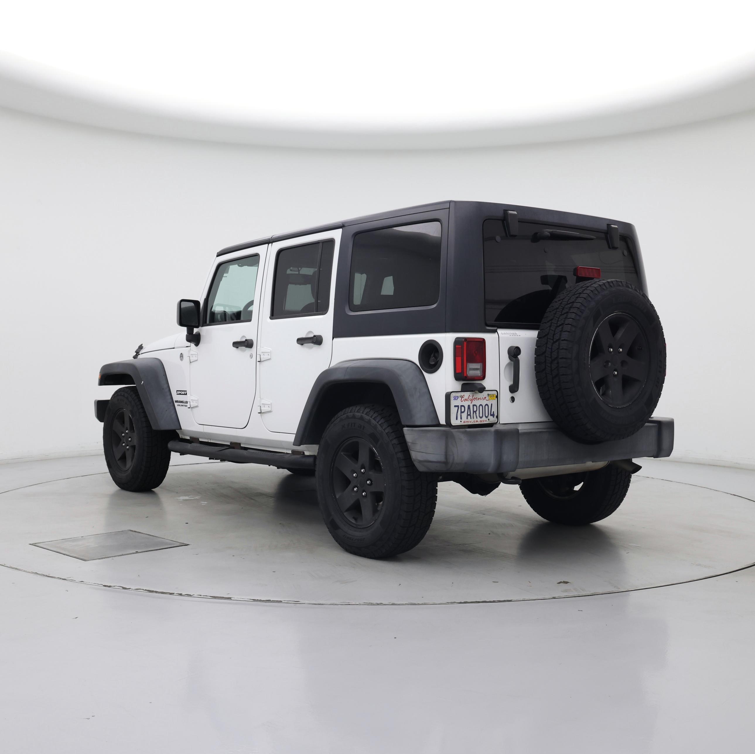 Thumbnail: 2015 Jeep Wrangler - 2