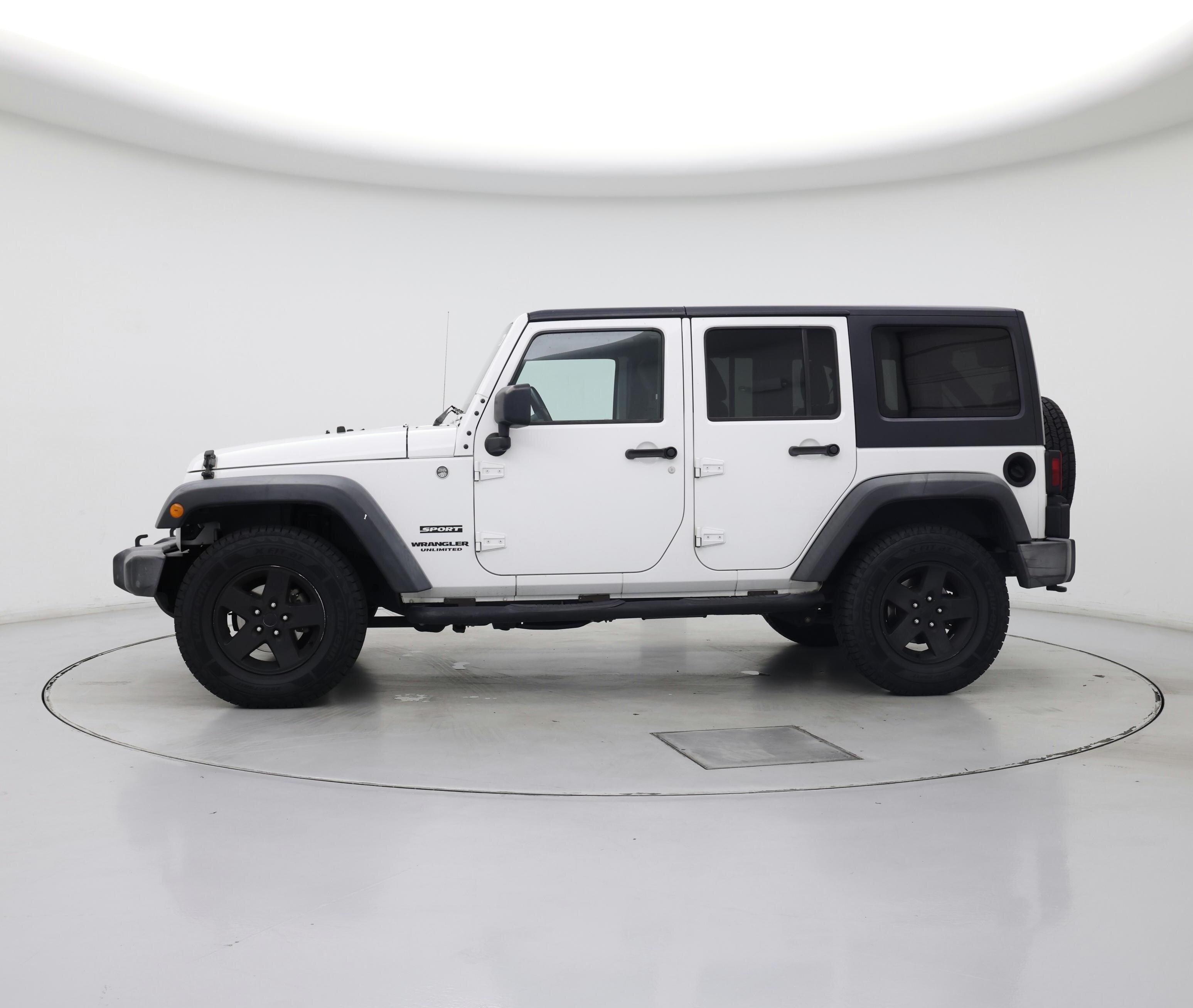 Thumbnail: 2015 Jeep Wrangler - 3