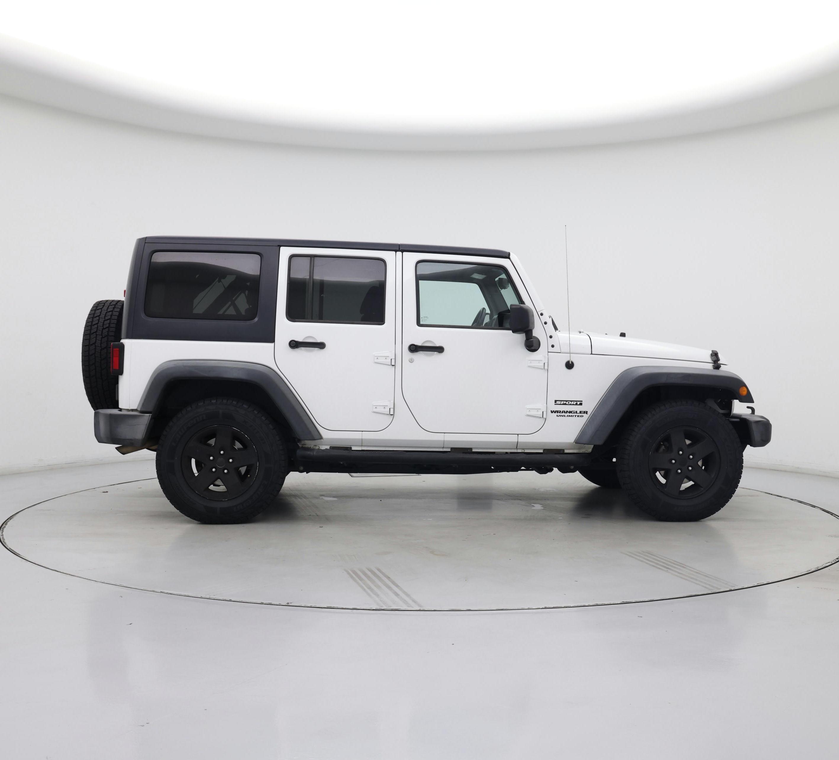 Thumbnail: 2015 Jeep Wrangler - 7