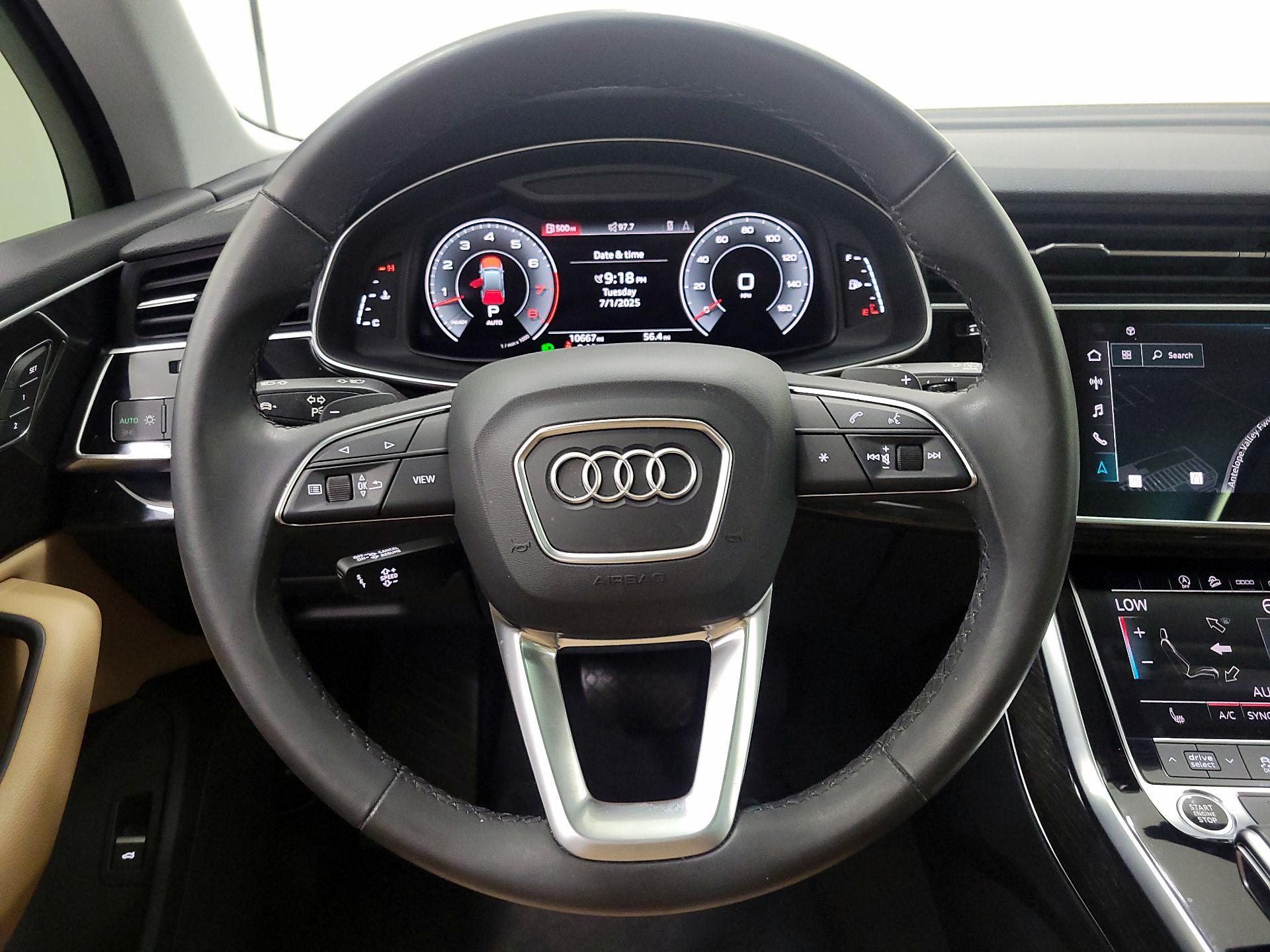 Thumbnail: 2021 Audi Q7 - 10
