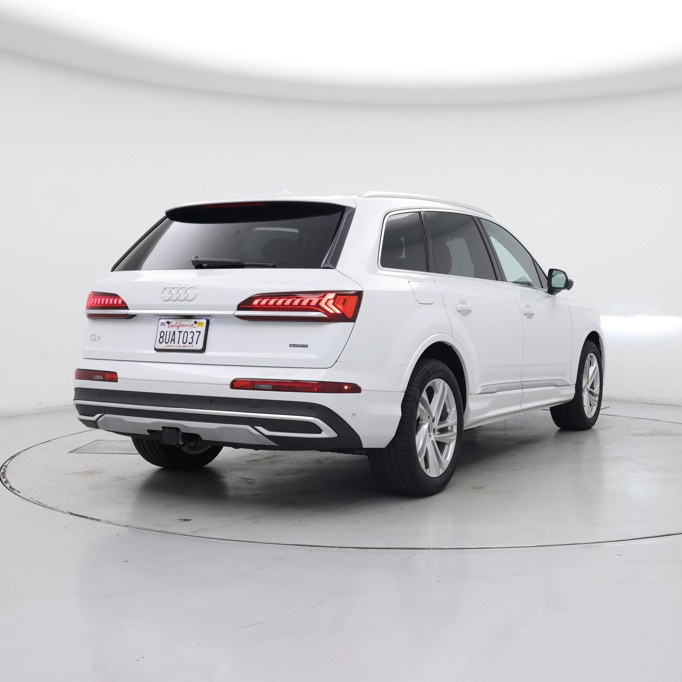 Thumbnail: 2021 Audi Q7 - 8
