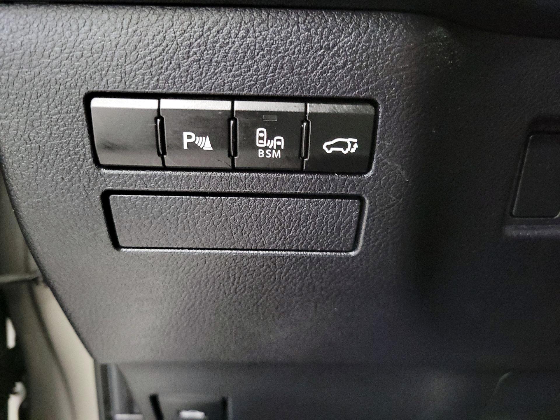 Thumbnail: 2015 Lexus NX - 13