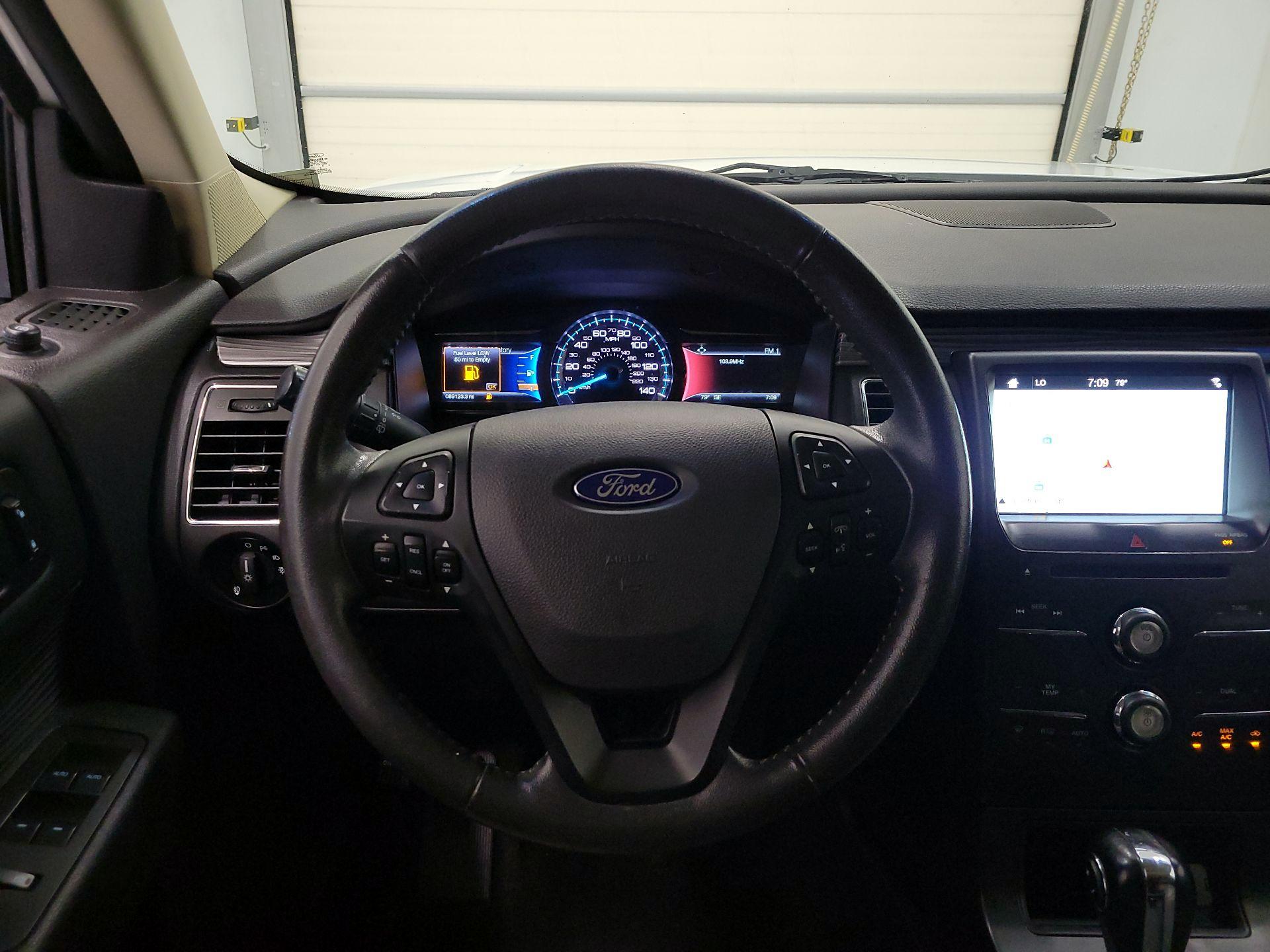 Thumbnail: 2016 Ford Flex - 10