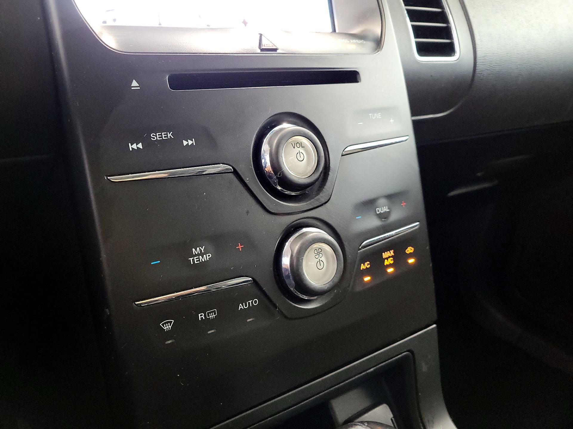 Thumbnail: 2016 Ford Flex - 16