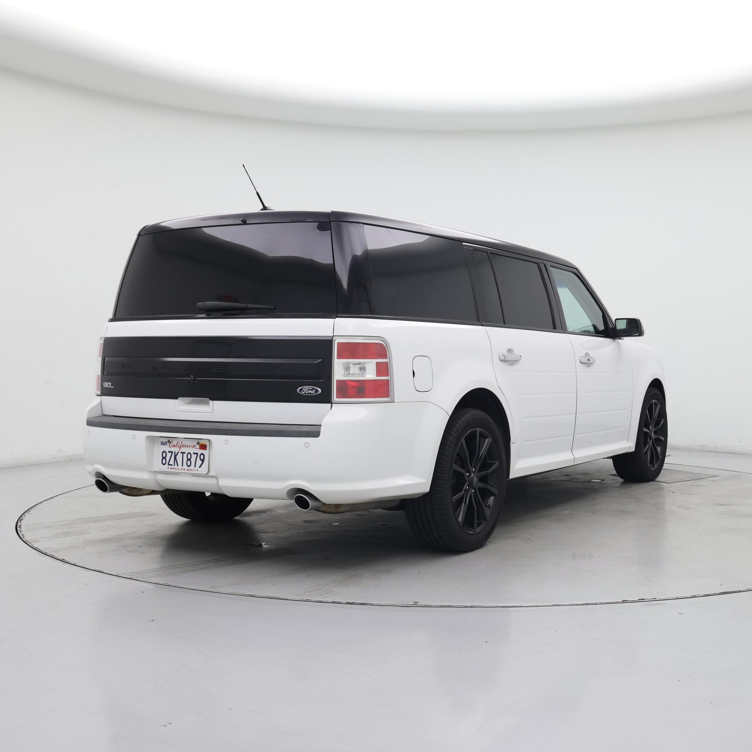 Thumbnail: 2016 Ford Flex - 8