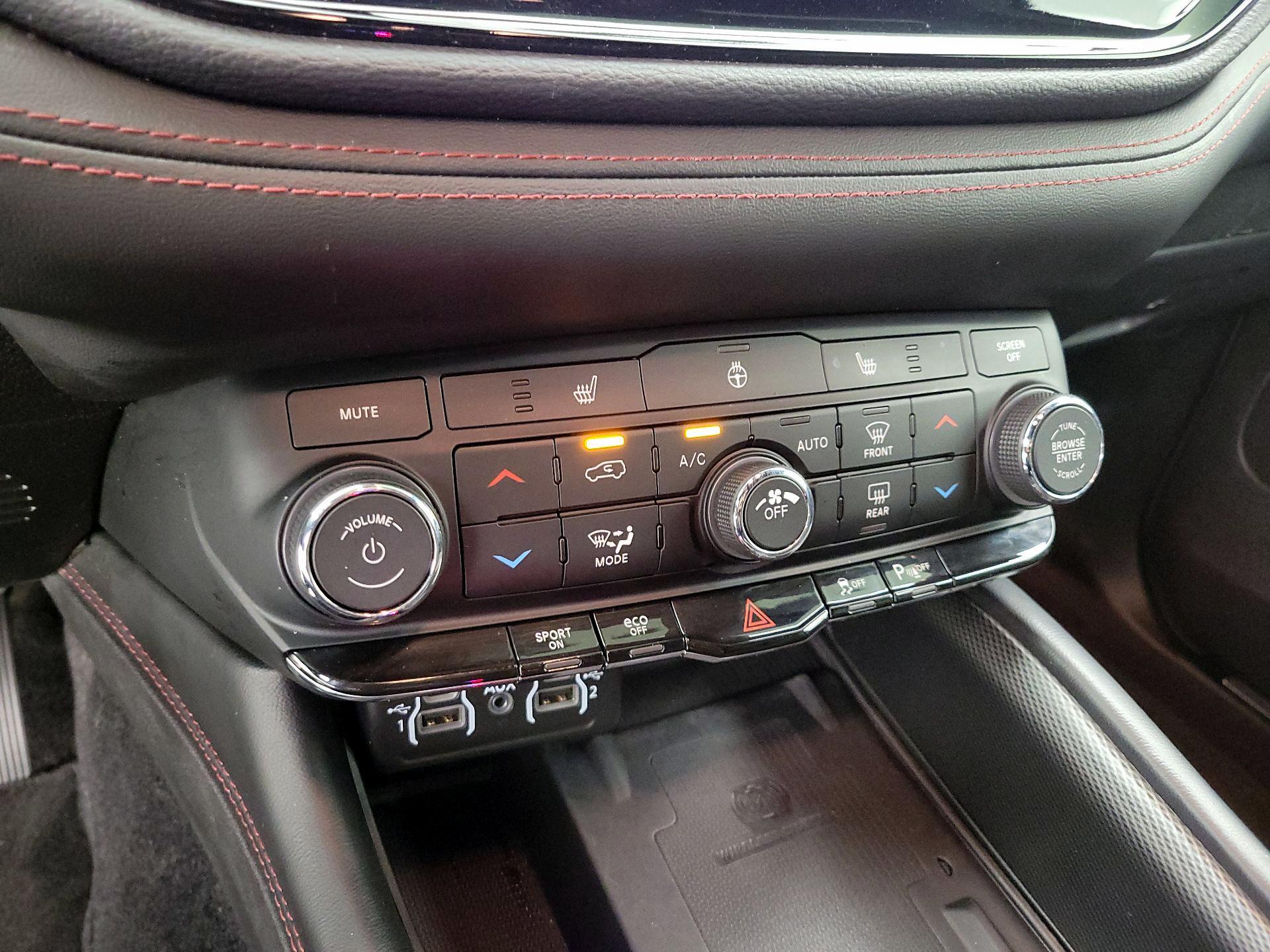 Thumbnail: 2021 Dodge Durango - 17