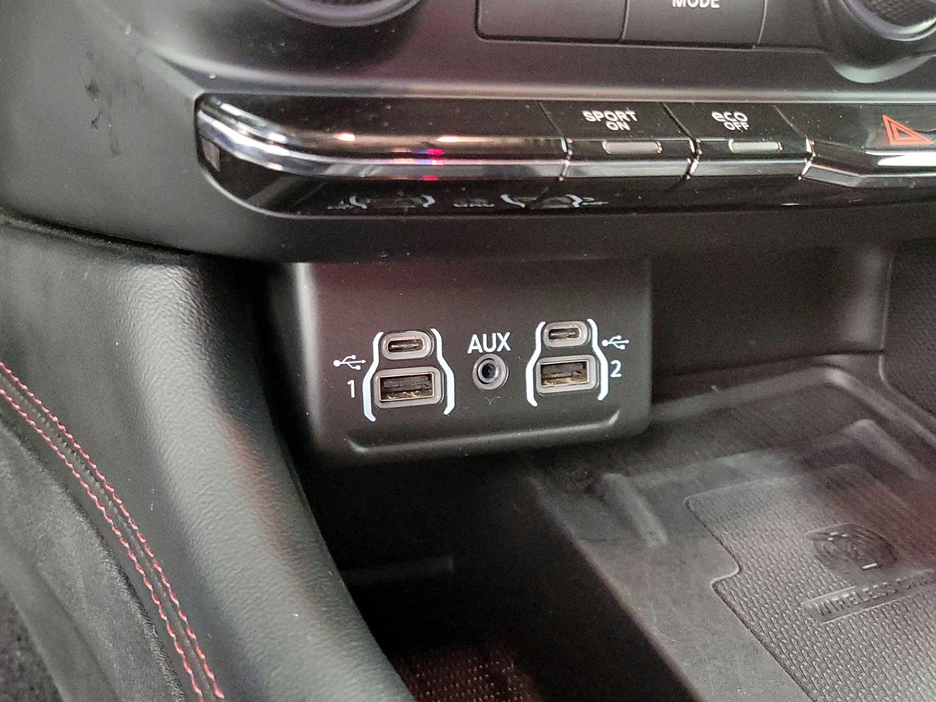 Thumbnail: 2021 Dodge Durango - 19