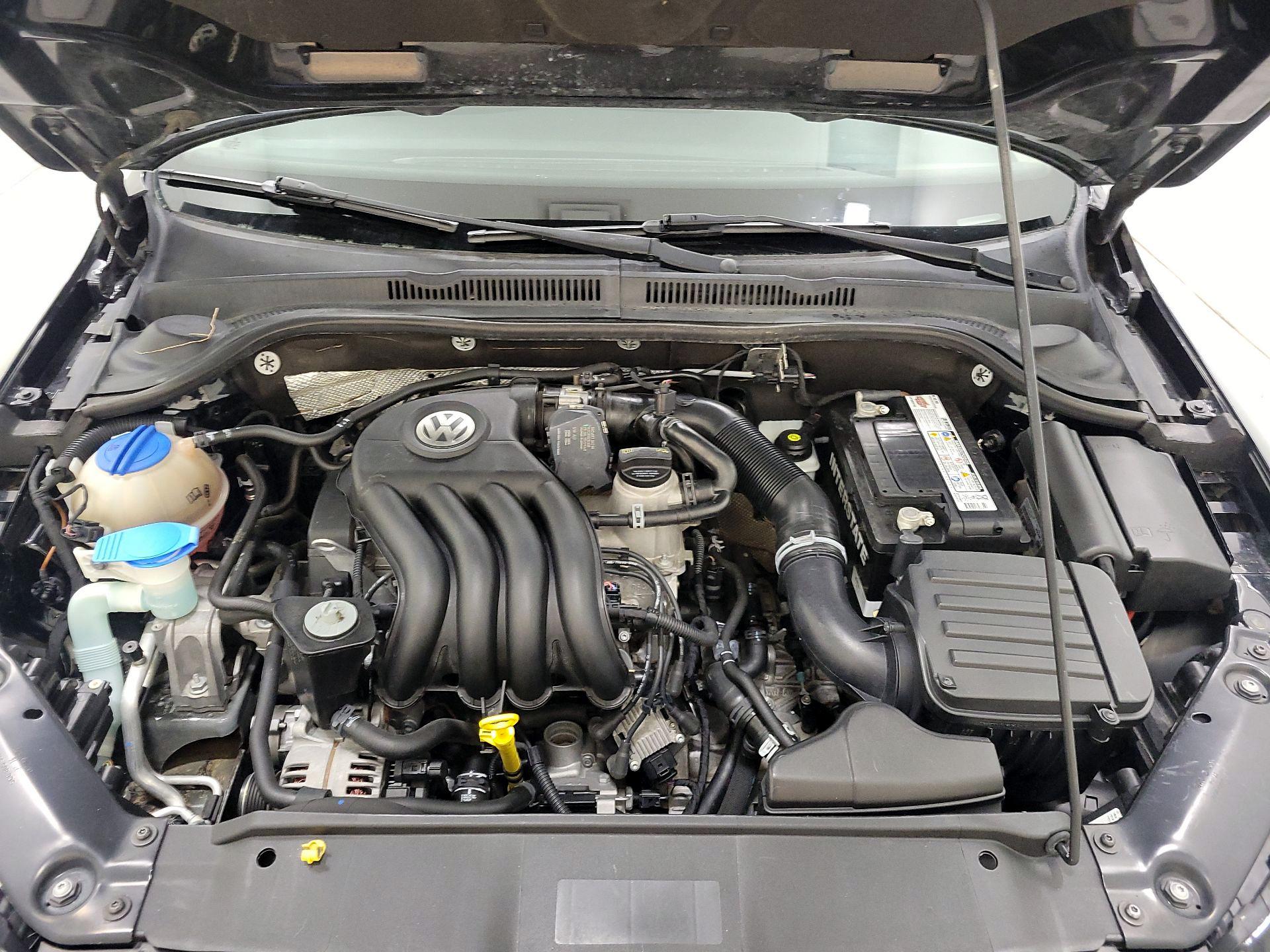 Thumbnail: 2014 Volkswagen Jetta - 20