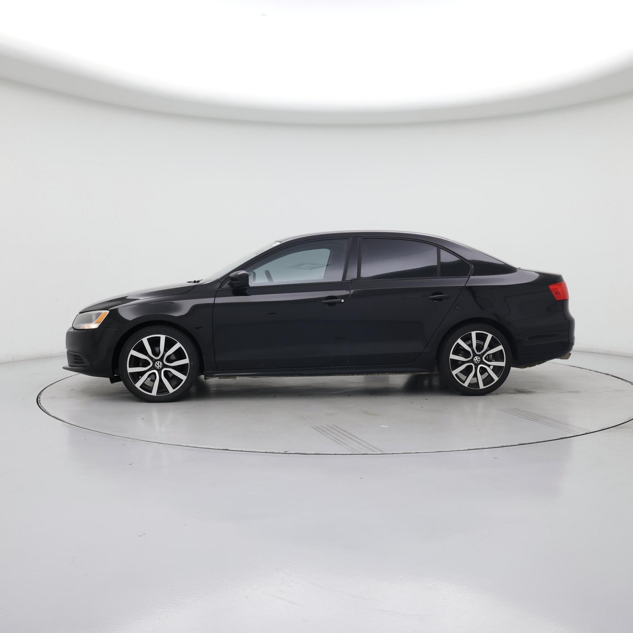 Thumbnail: 2014 Volkswagen Jetta - 3