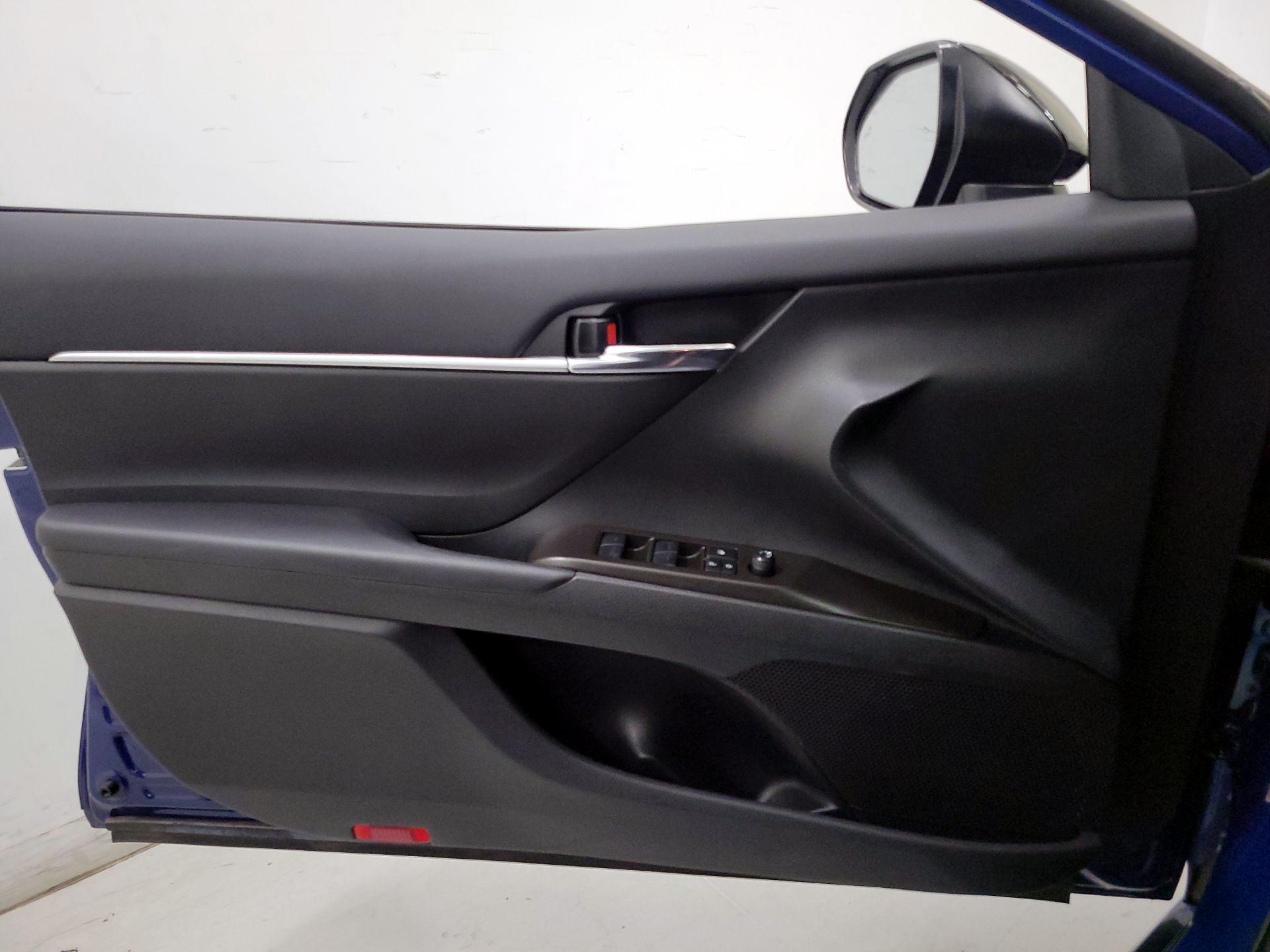 Thumbnail: 2024 Toyota Camry - 12