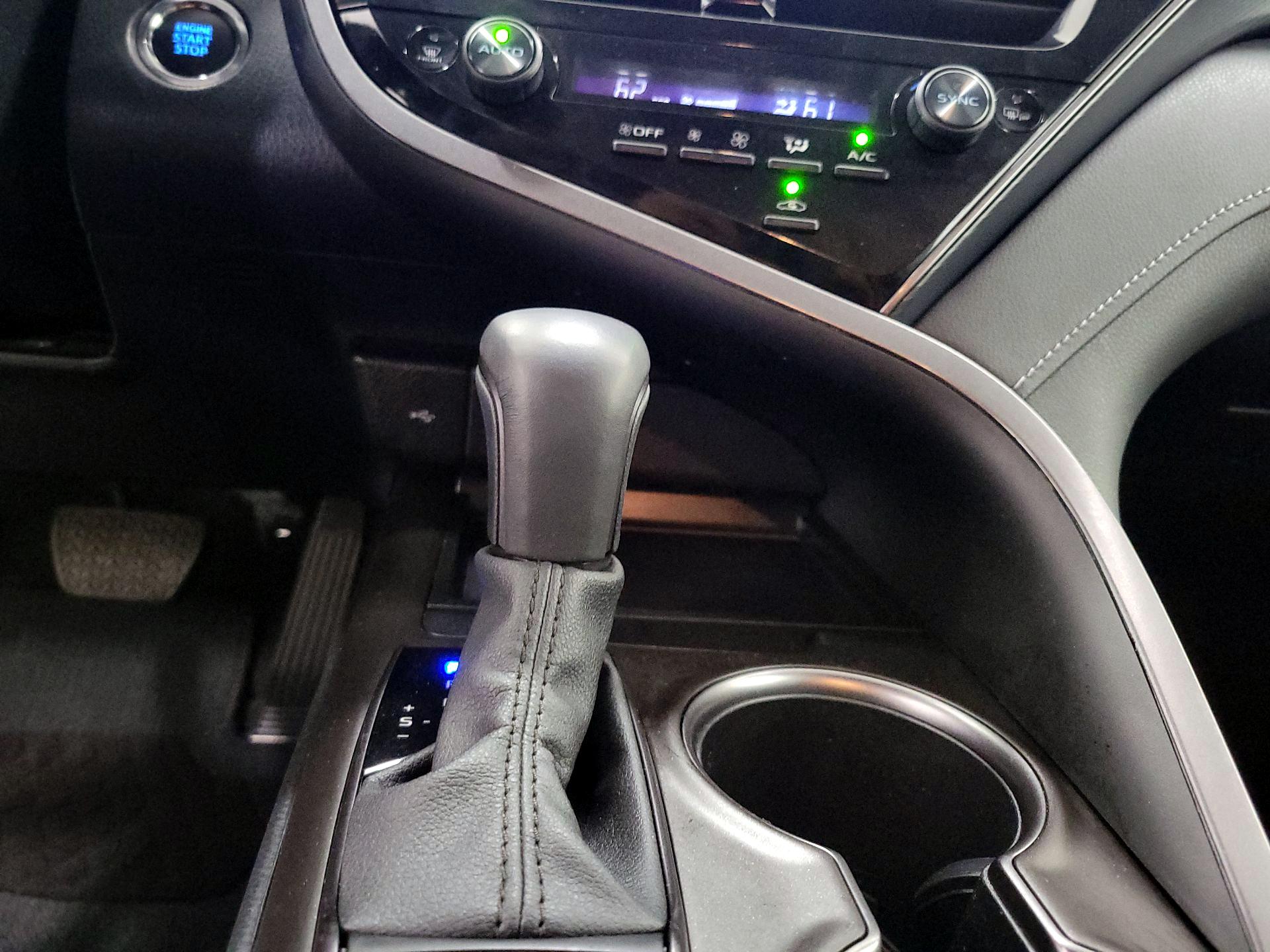 Thumbnail: 2024 Toyota Camry - 17