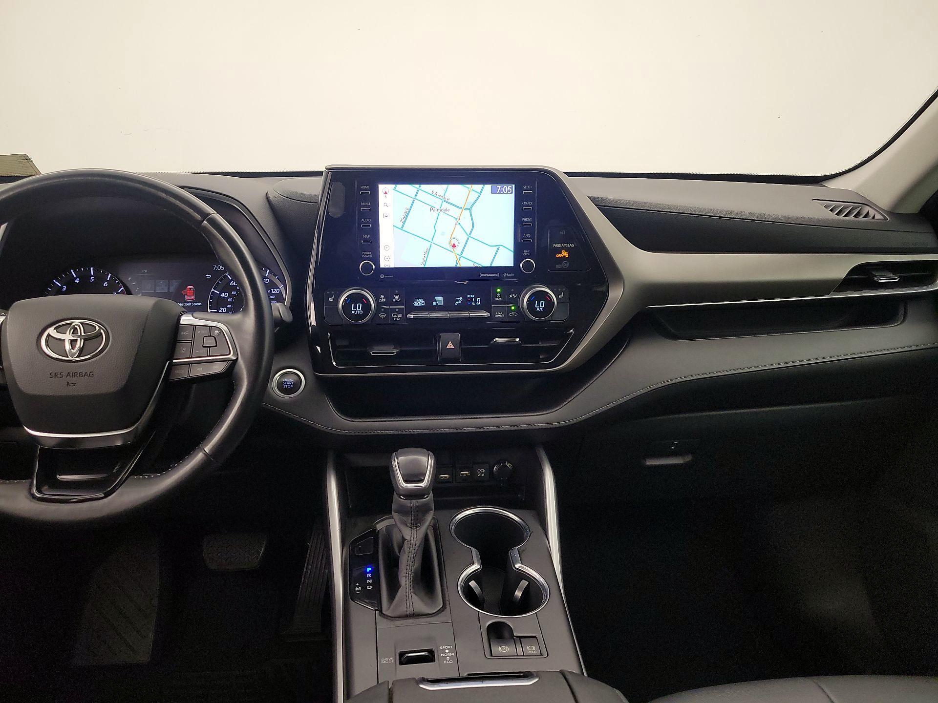 Thumbnail: 2020 Toyota Highlander - 9