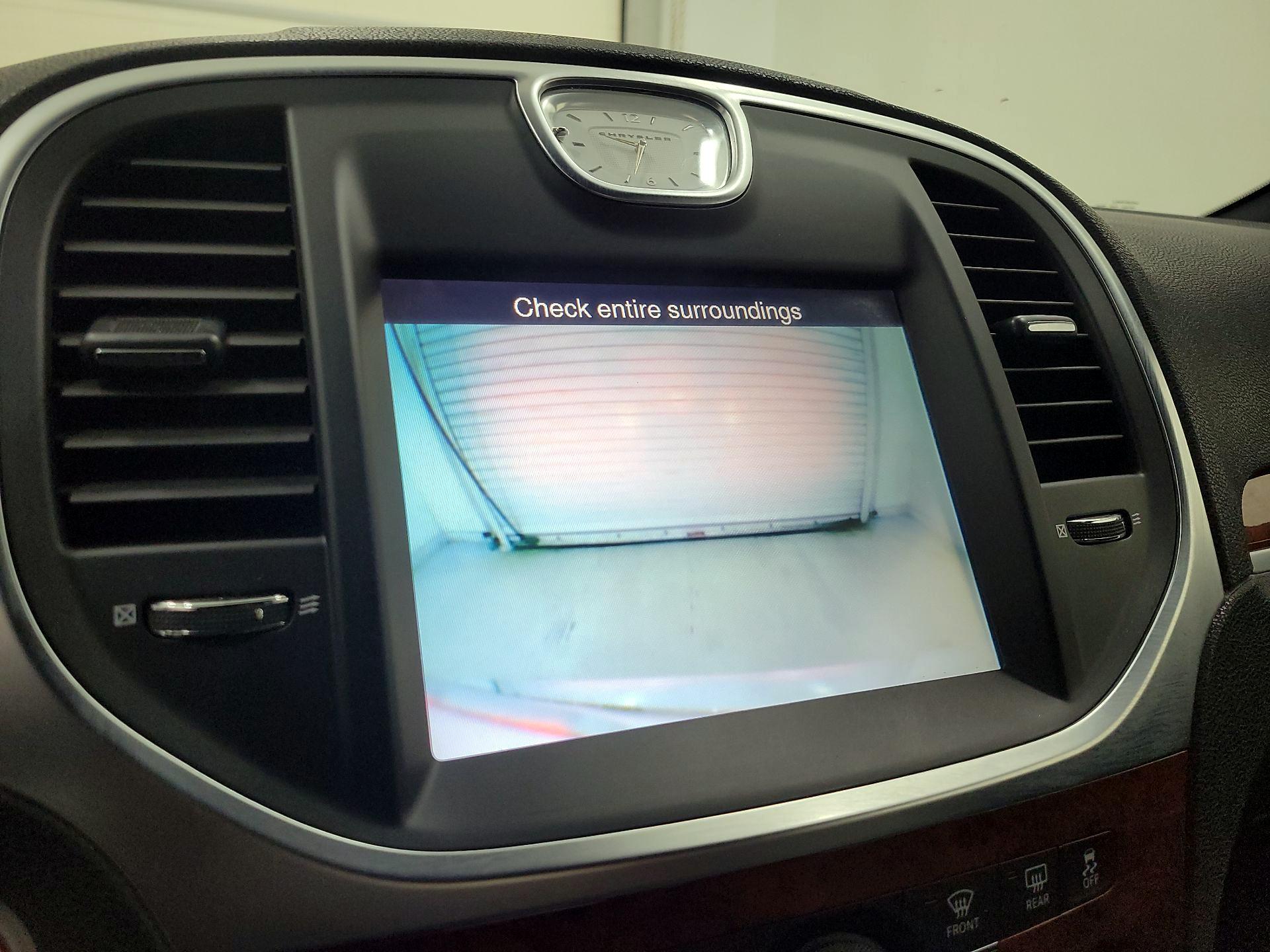 Thumbnail: 2014 Chrysler 300 - 15