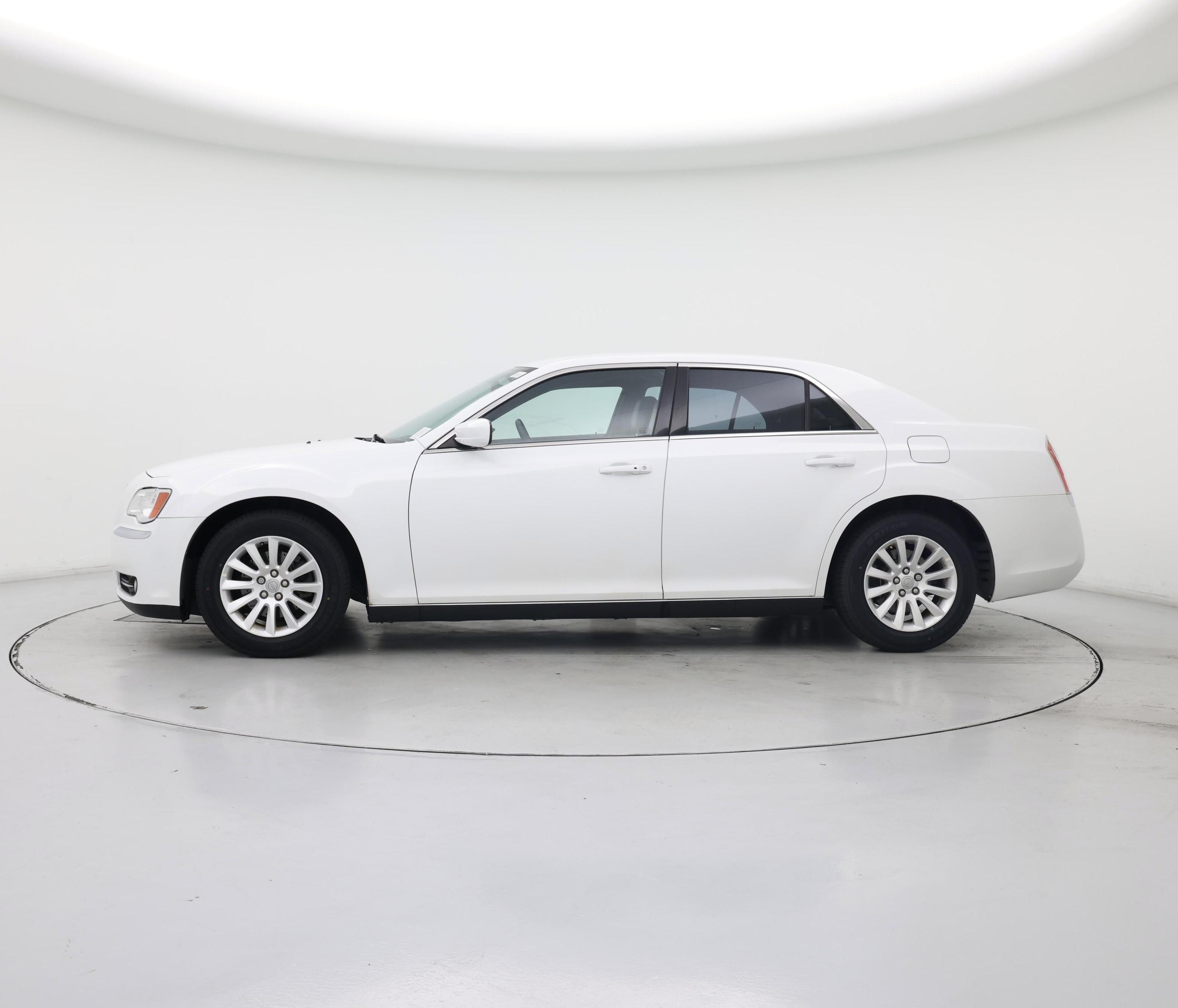 Thumbnail: 2014 Chrysler 300 - 3