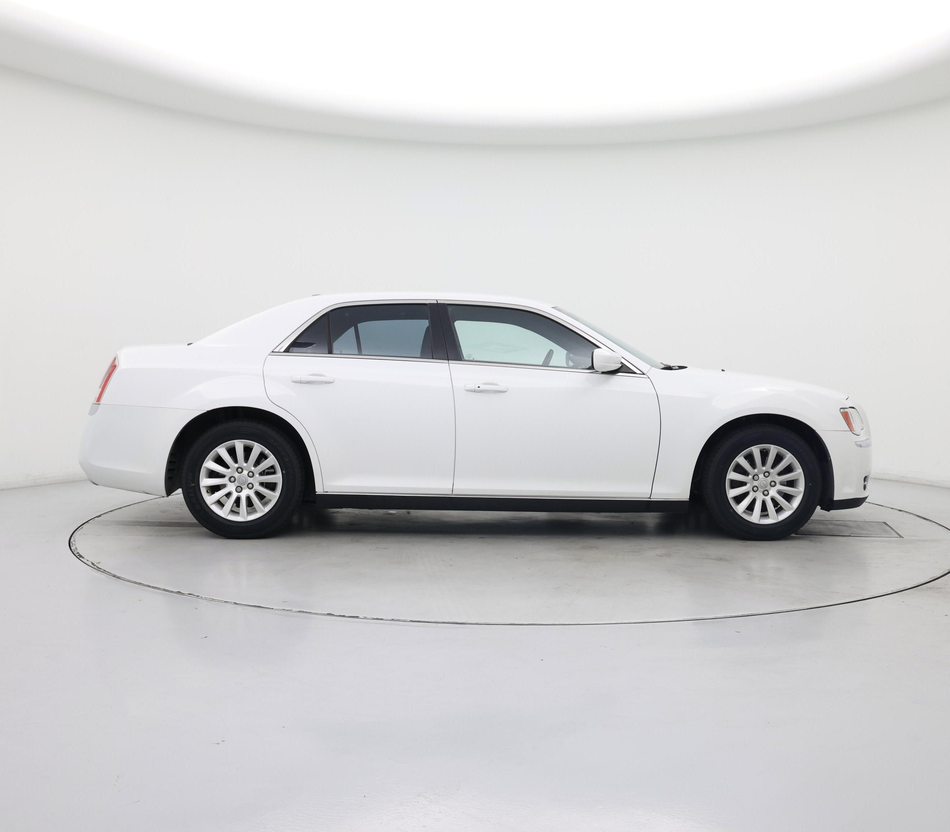 Thumbnail: 2014 Chrysler 300 - 7