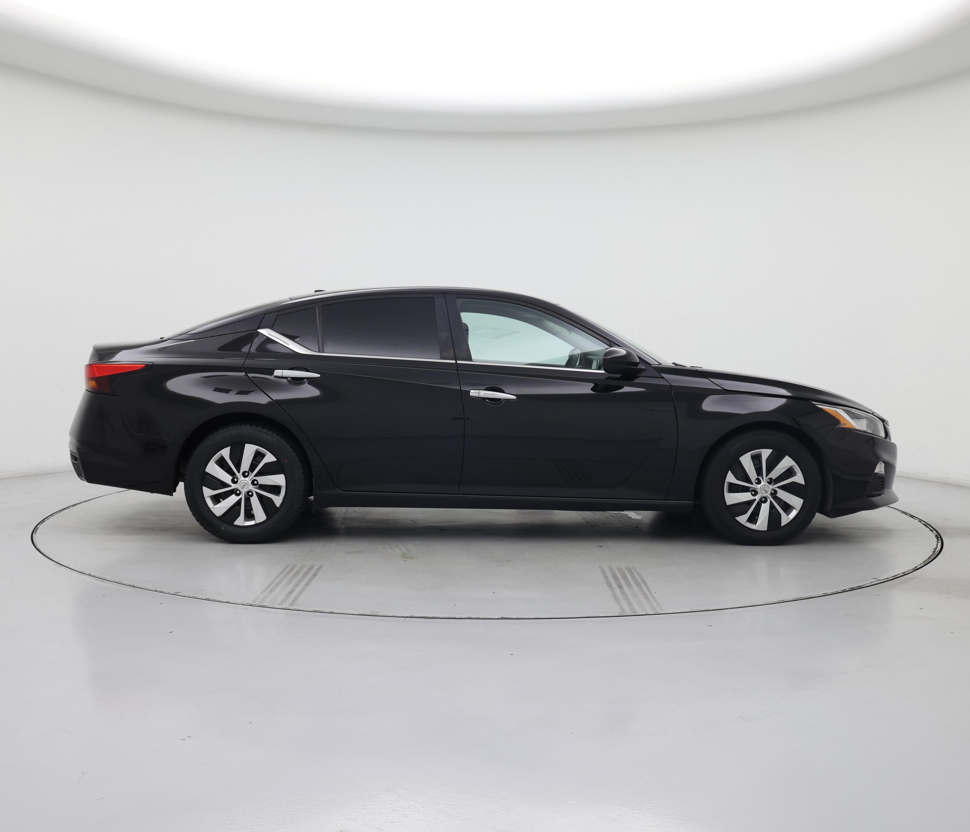 Thumbnail: 2019 Nissan Altima - 7
