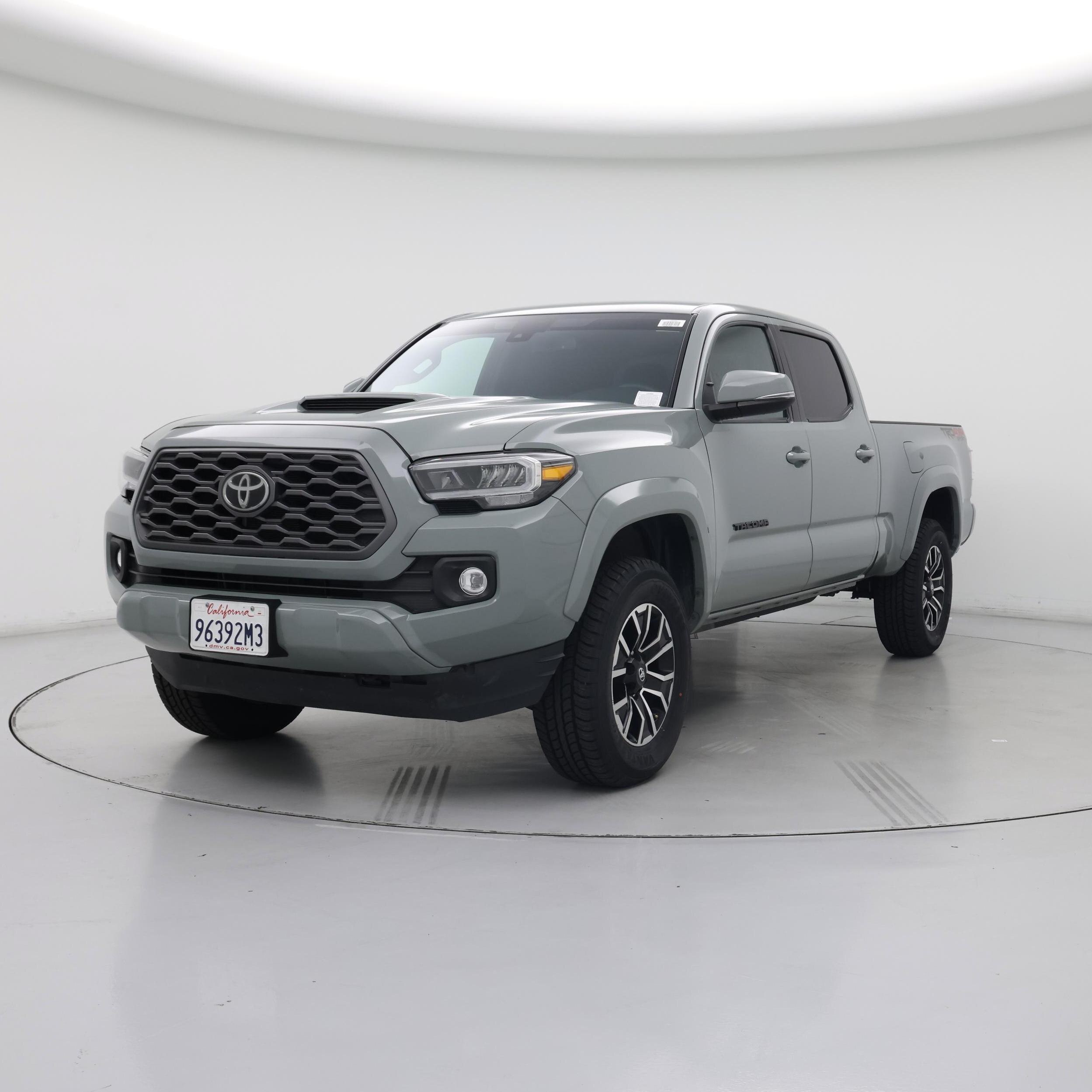 Thumbnail: 2022 Toyota Tacoma - 4