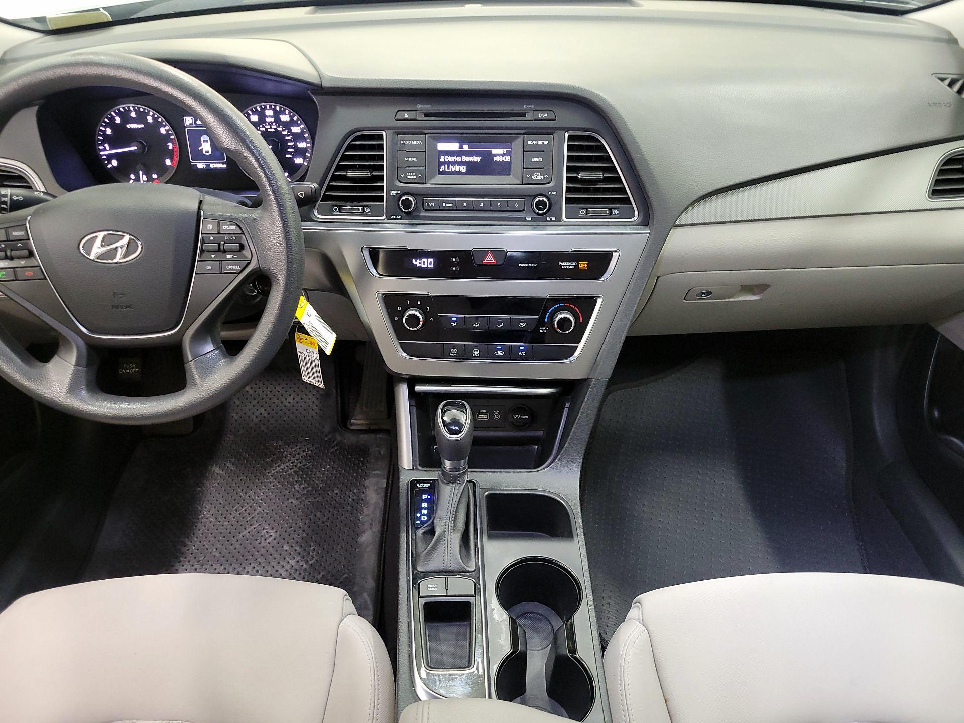 Thumbnail: 2017 Hyundai Sonata - 9