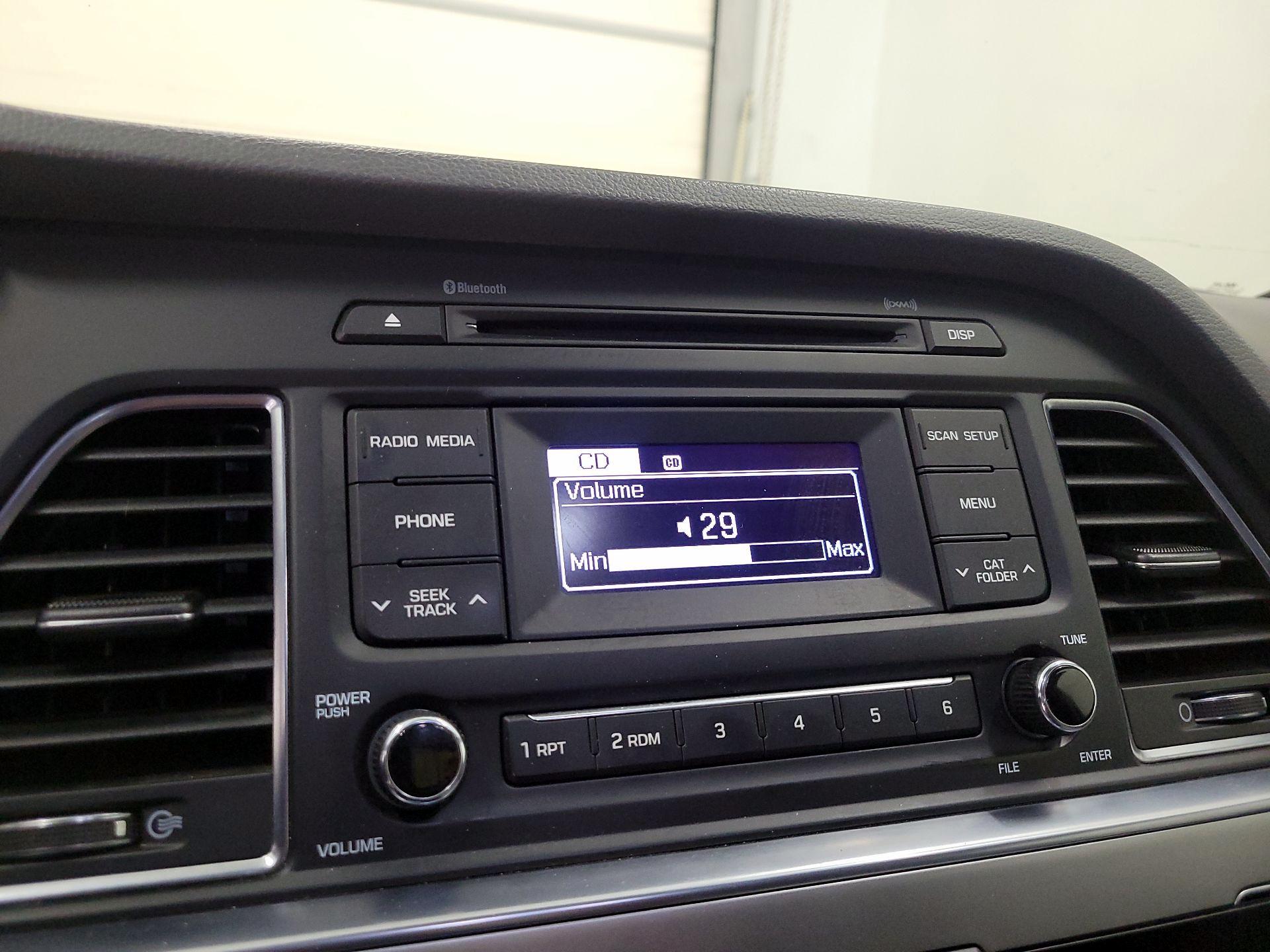 Thumbnail: 2017 Hyundai Sonata - 14