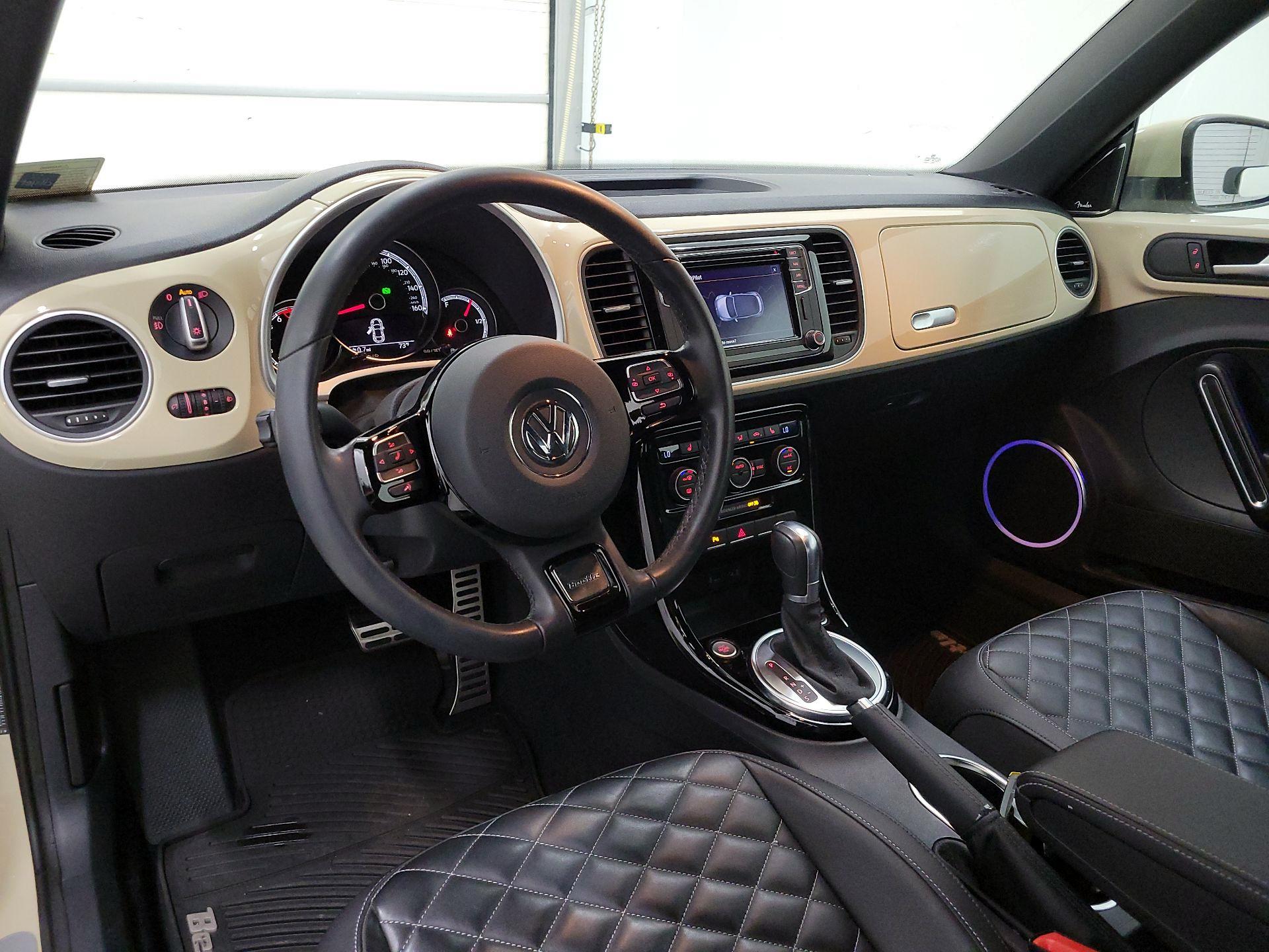 Thumbnail: 2019 Volkswagen Beetle - 9