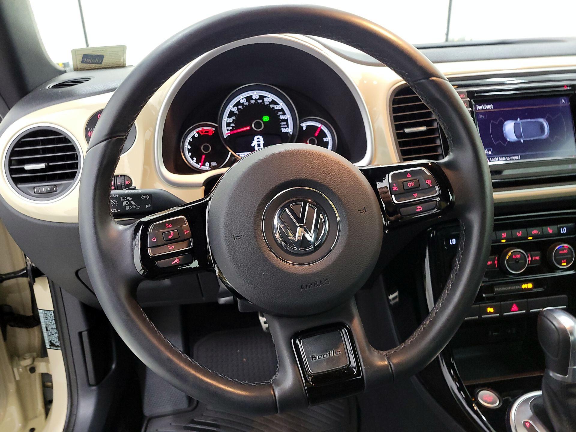 Thumbnail: 2019 Volkswagen Beetle - 10