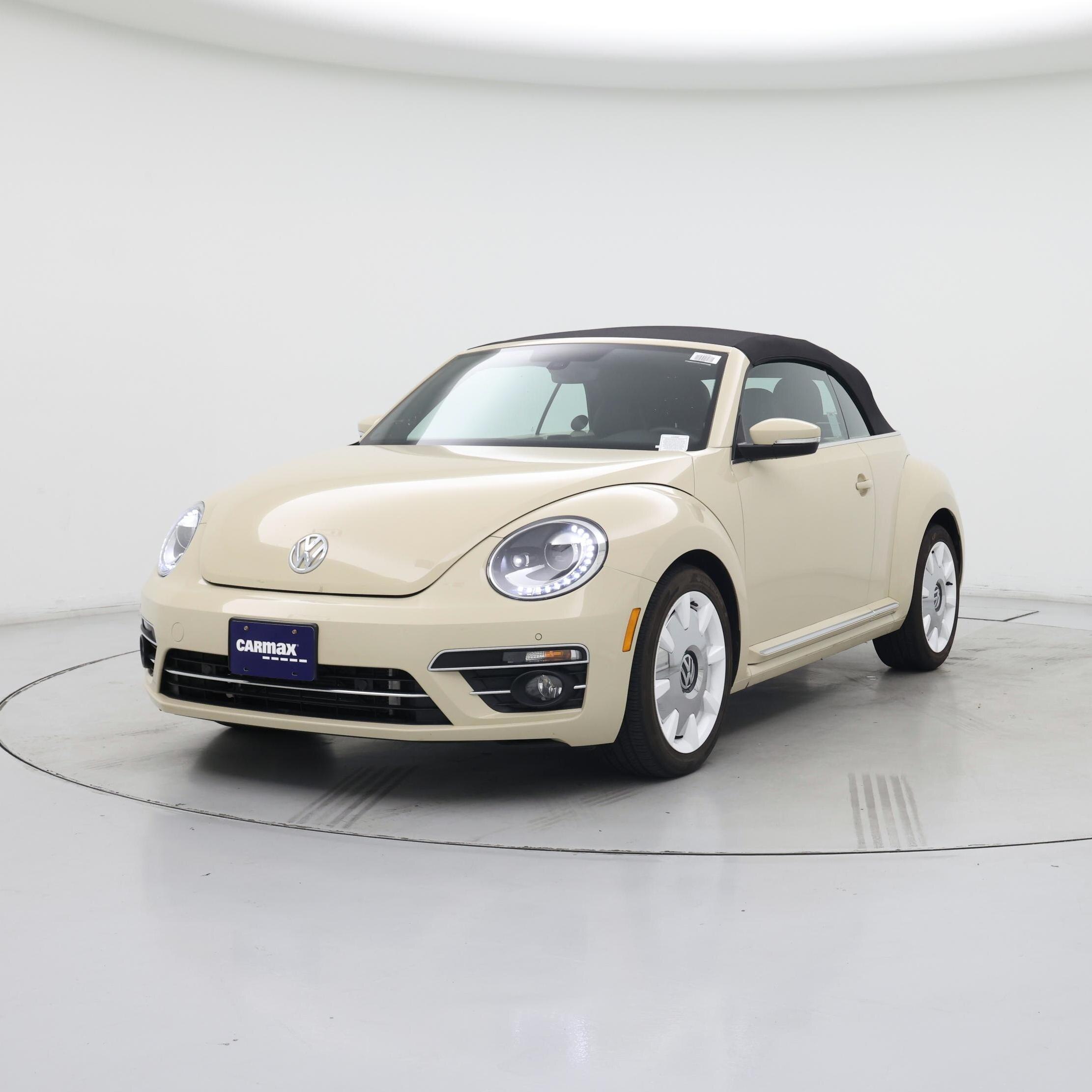 Thumbnail: 2019 Volkswagen Beetle - 4