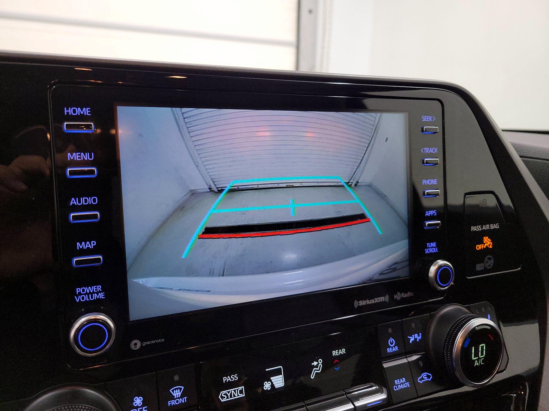 Thumbnail: 2021 Toyota Highlander - 15