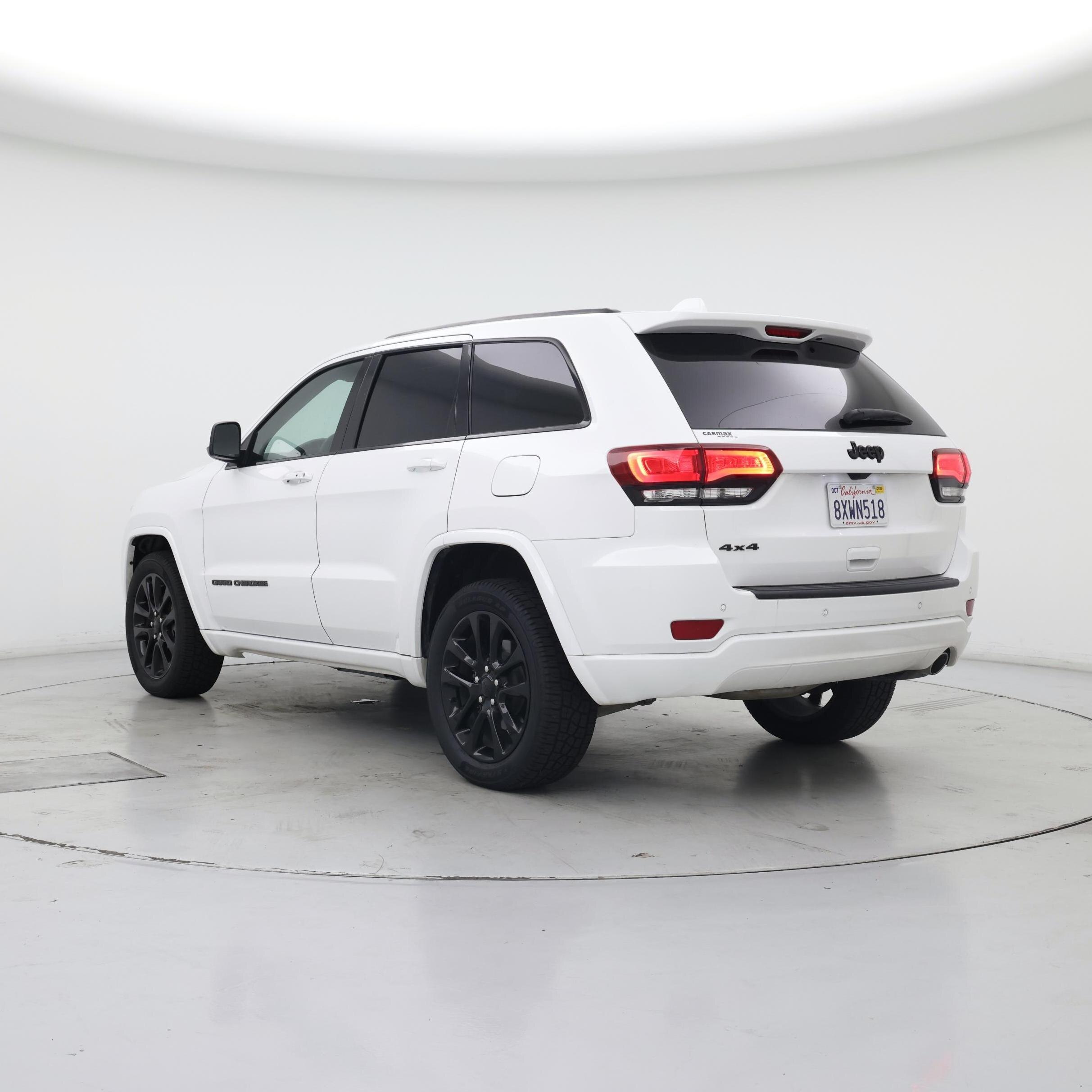 Thumbnail: 2020 Jeep Grand Cherokee - 2