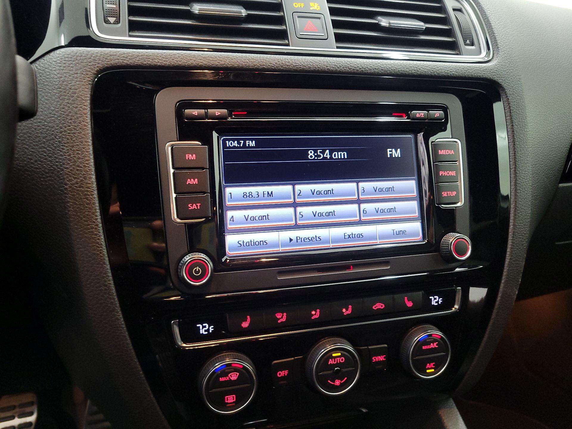 Thumbnail: 2015 Volkswagen Jetta - 15
