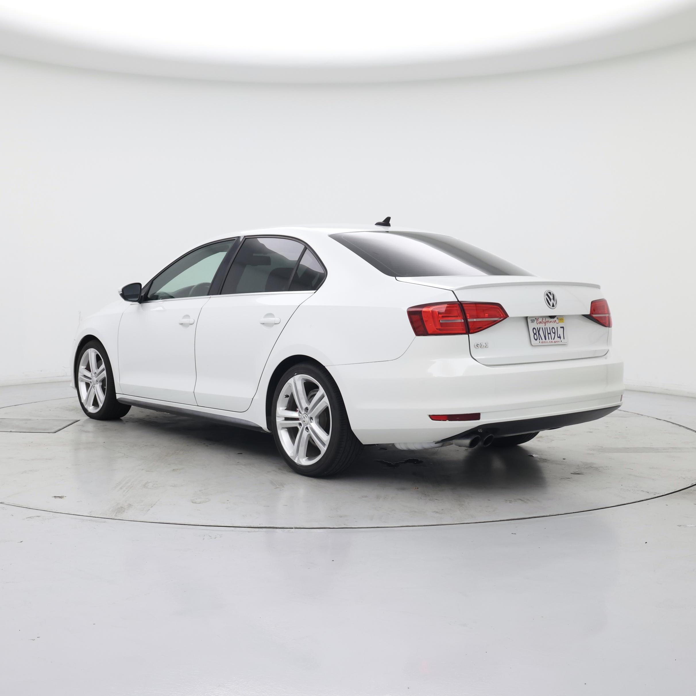 Thumbnail: 2015 Volkswagen Jetta - 2