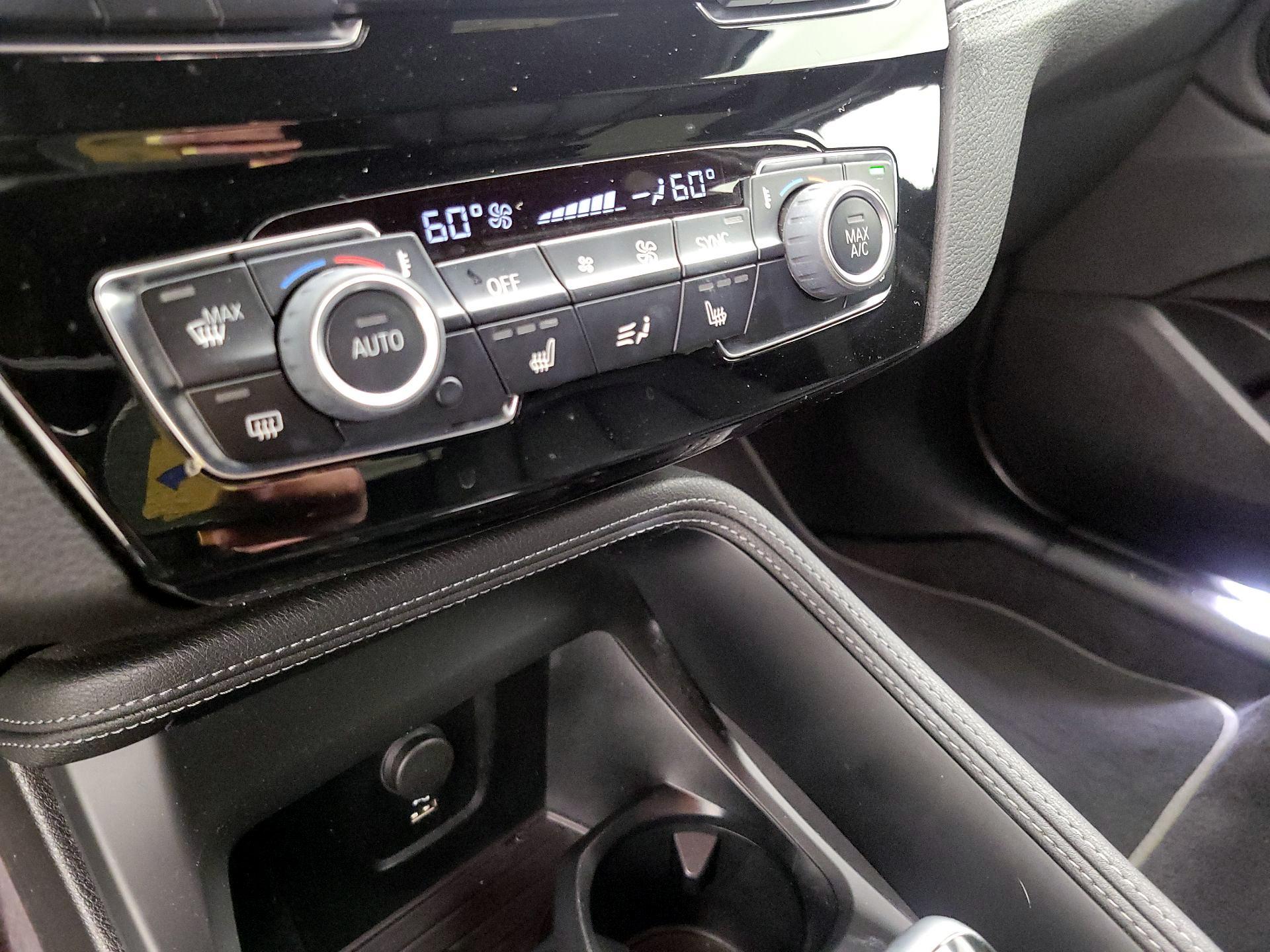 Thumbnail: 2021 BMW X1 - 15