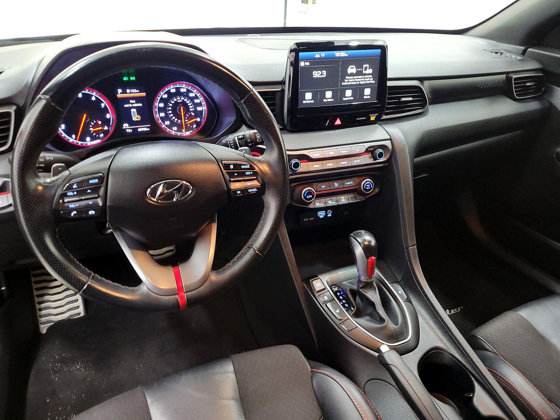 Thumbnail: 2019 Hyundai Veloster - 9