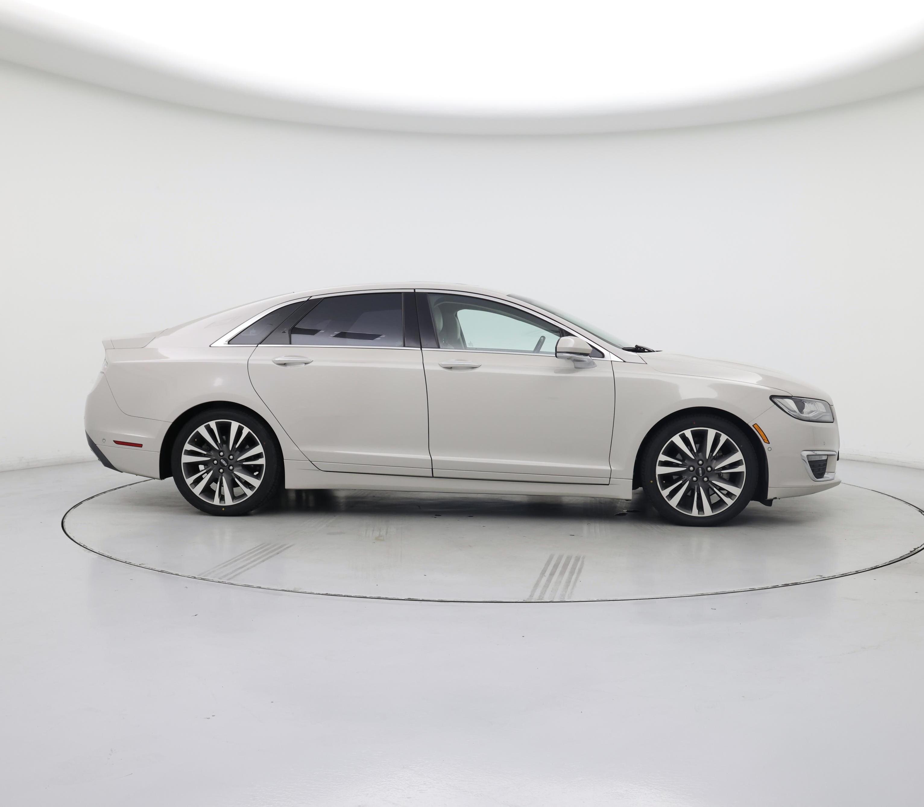 Thumbnail: 2019 Lincoln MKZ - 7