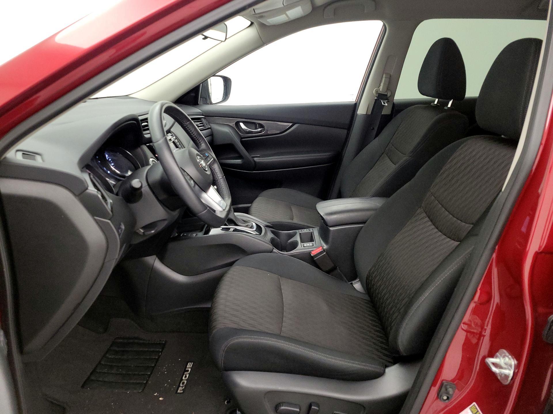 Thumbnail: 2019 Nissan Rogue - 11