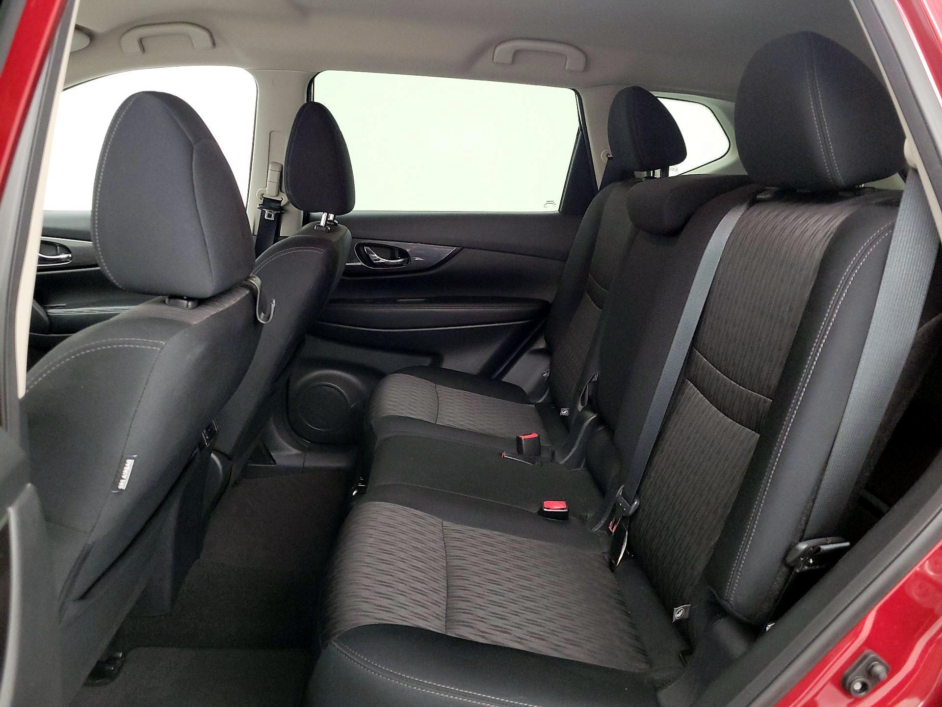 Thumbnail: 2019 Nissan Rogue - 20