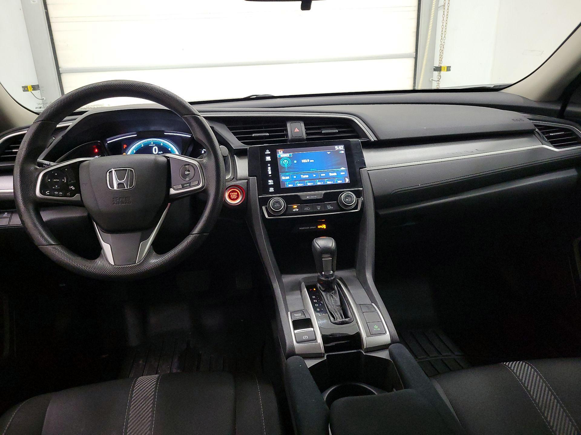 Thumbnail: 2017 Honda Civic - 9